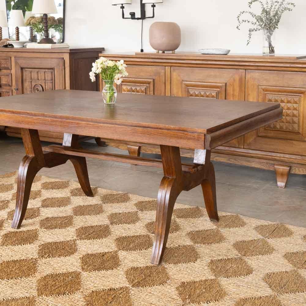 Francese Tavolo da pranzo francese scultoreo in Wood degli anni '40 in vendita