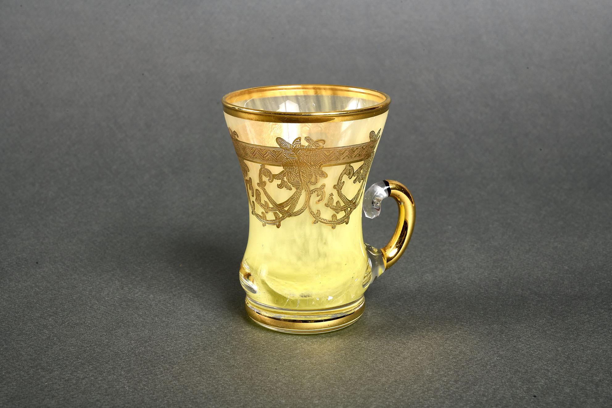 1940er Jahre Französisch signiert Satz von sechs Kristallgläsern (Handbemalt) im Angebot