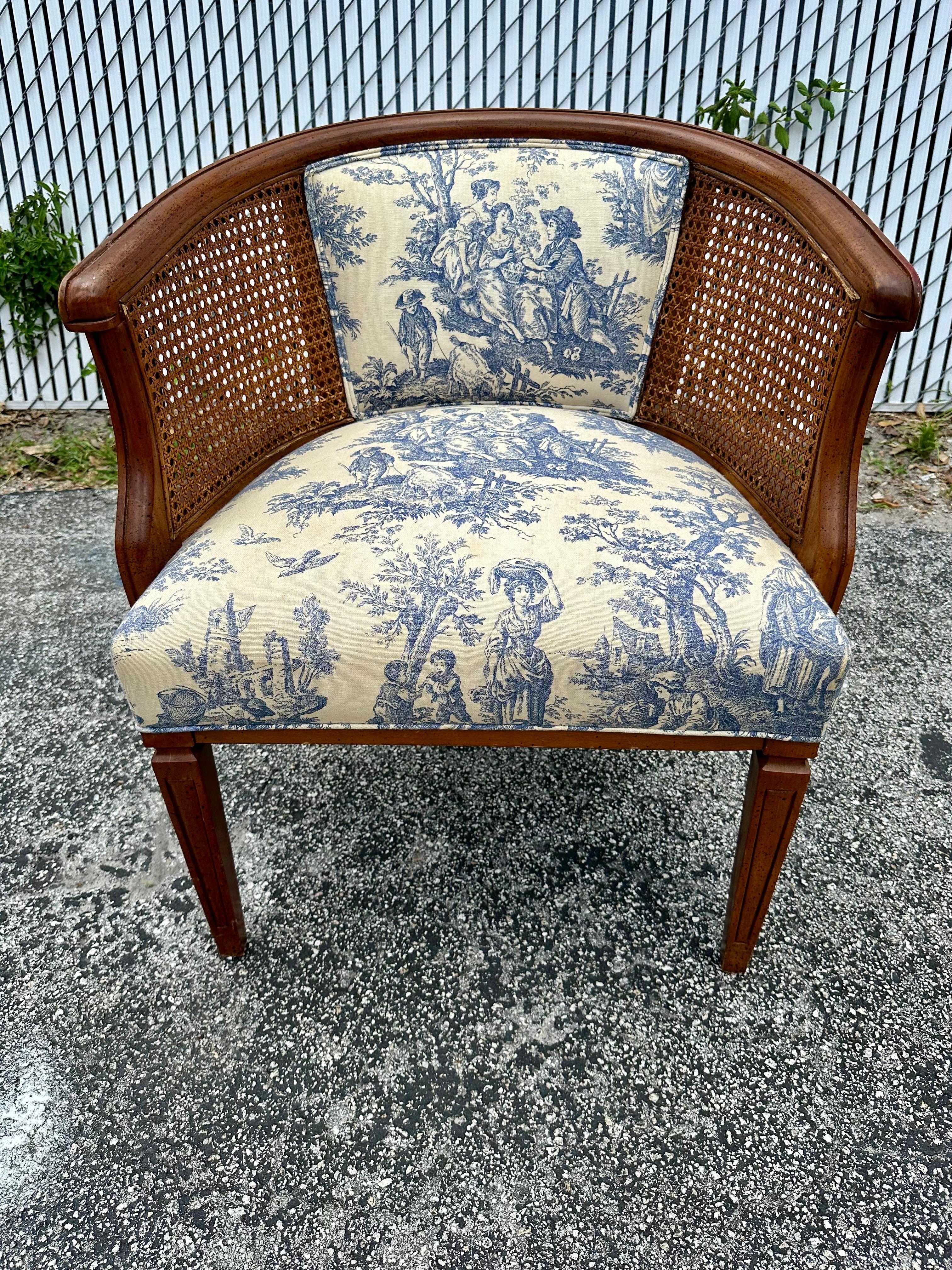 1940s French Toile Barrel Back Cane Blue White Chair In Good Condition For Sale In Fort Lauderdale, FL