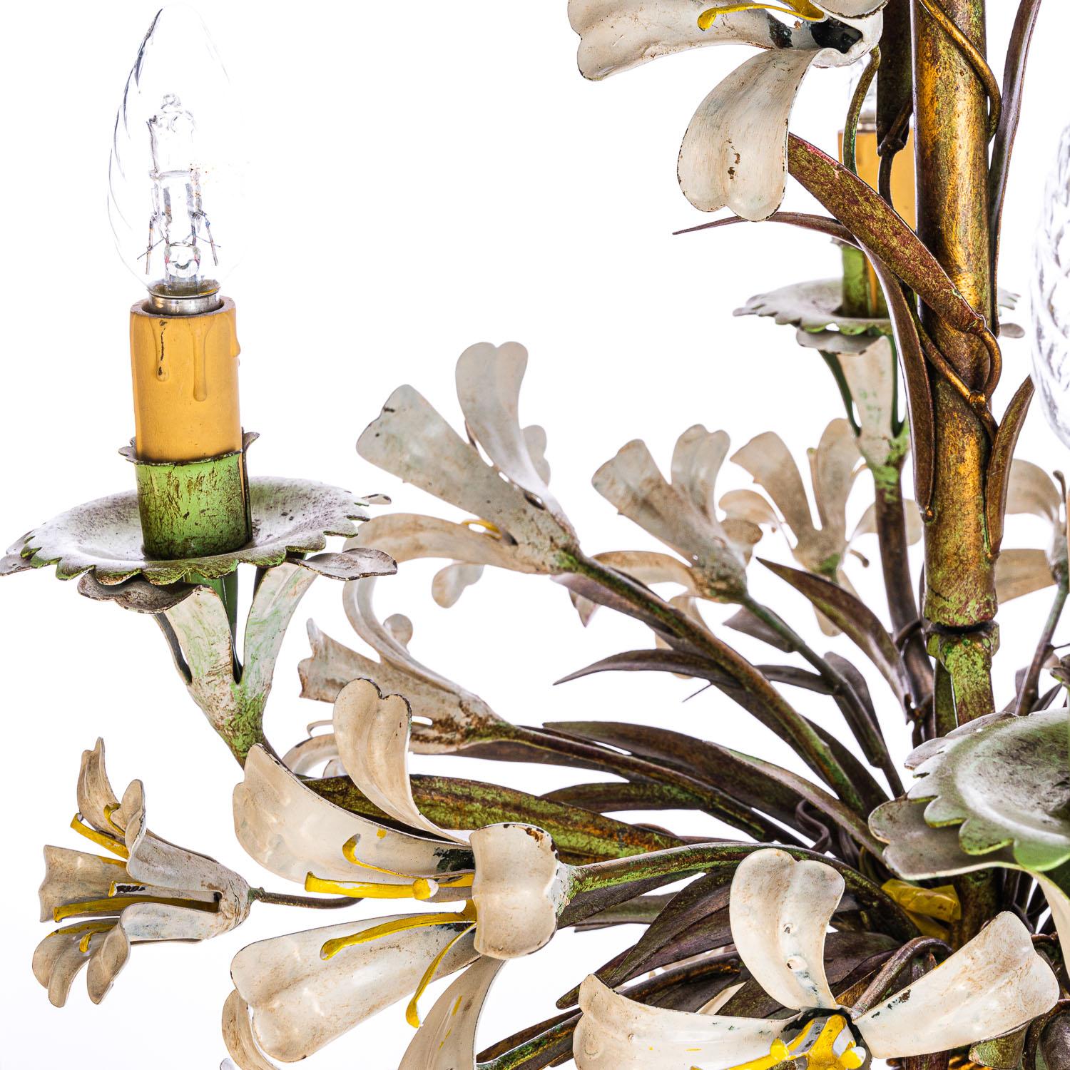 Metallo Lampadario a fiori in talpa francese degli anni '40 in vendita