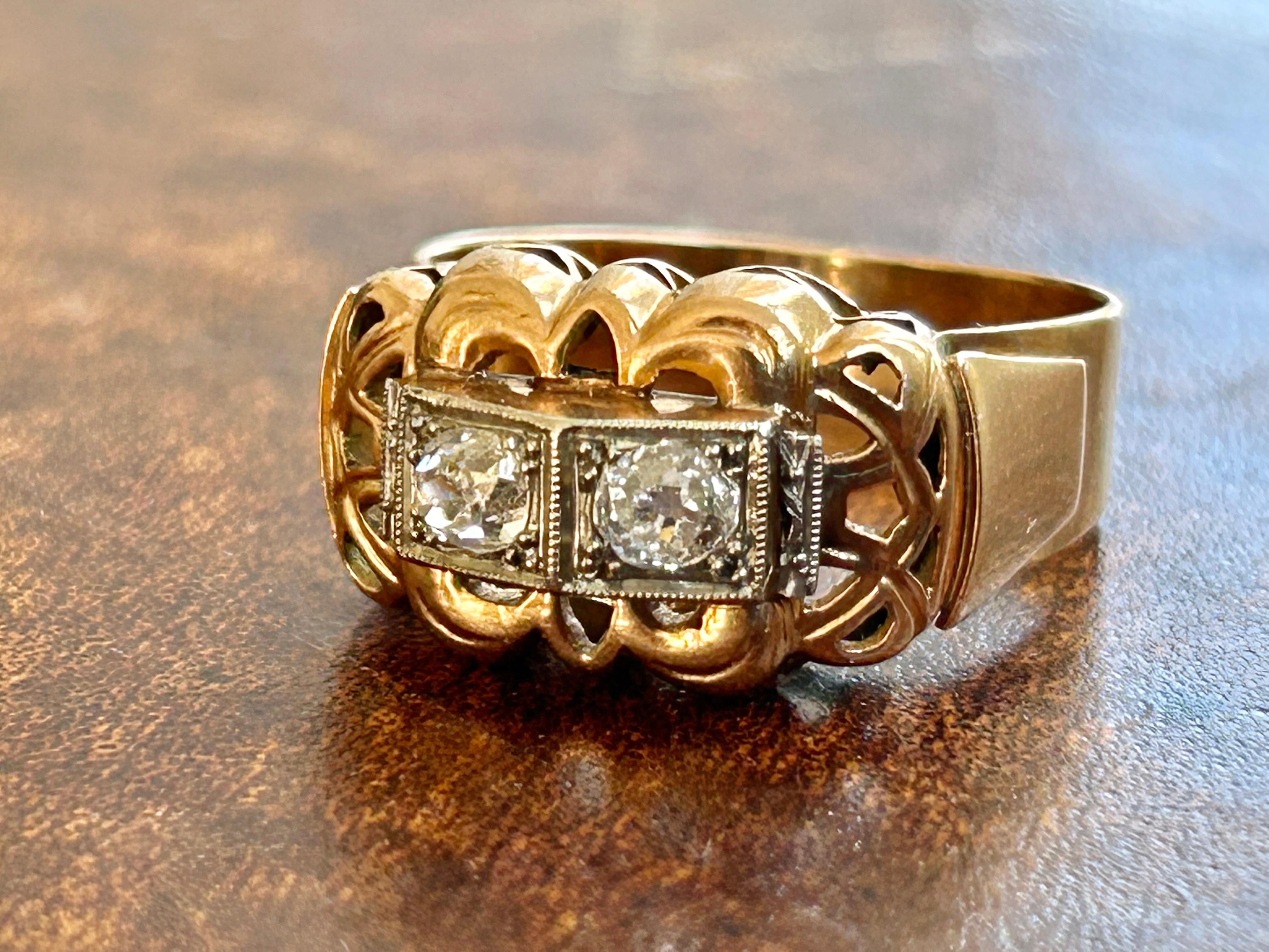 Women's 1940’s French Two Stone Old Mine Cut Diamond Ring For Sale