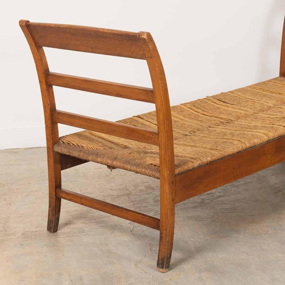 1940s French Wood and Woven Daybed im Angebot 1