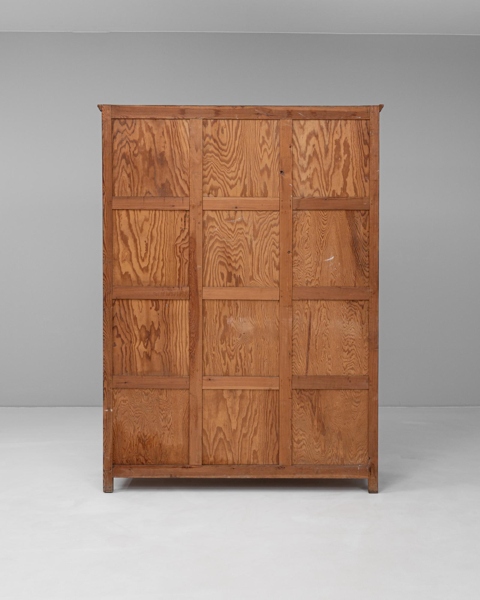 1940er Jahre Französisch Wood Schwarz patiniert Vitrine im Angebot 8