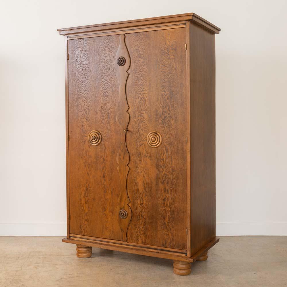 Armadio francese in Wood degli anni '40 di Charles Dudouyt In condizioni buone in vendita a Los Angeles, CA