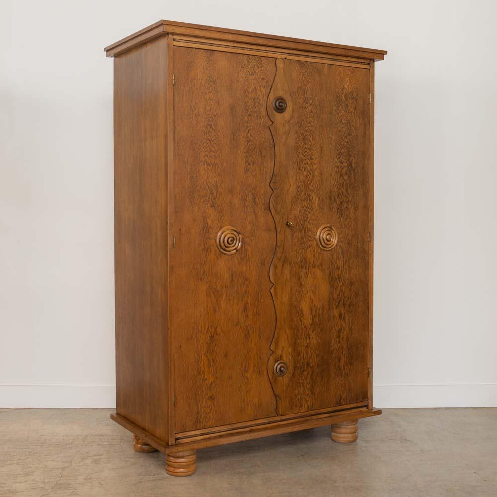 XX secolo Armadio francese in Wood degli anni '40 di Charles Dudouyt in vendita