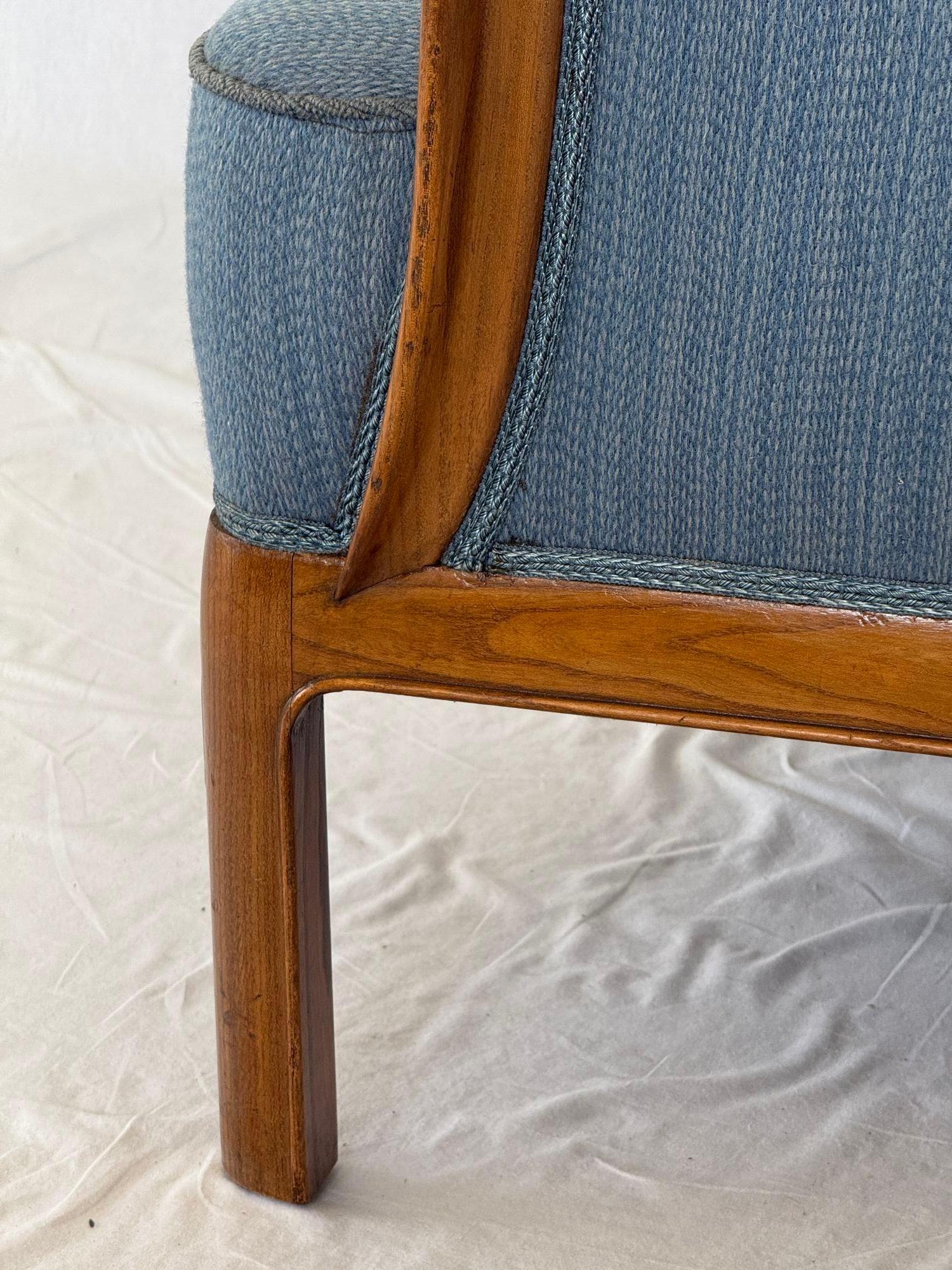 Silla de salón y reposapiés Frits Henningsen de 1940 en venta 3
