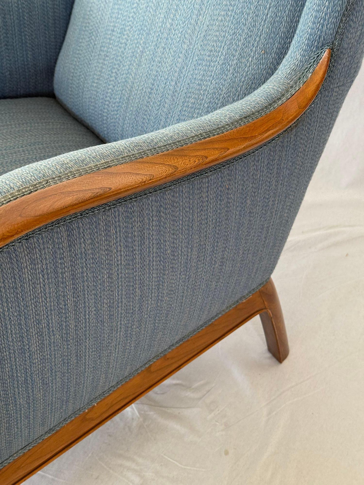 Silla de salón y reposapiés Frits Henningsen de 1940 Tela en venta