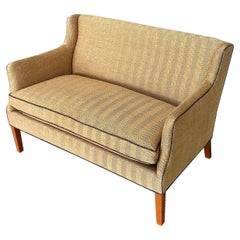 1940er Frits Henningsen Sofa in Donghia Chevron