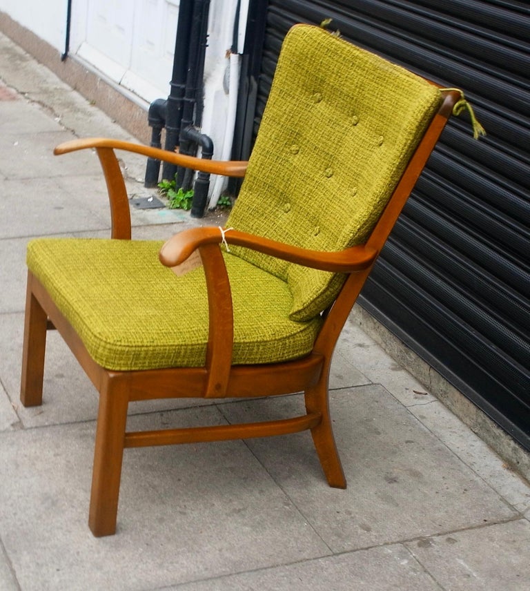 Fritz Hansen Danish Chair ヴィンテージ Fritz Hansen . SOLD ! Early swivel chair Mod. 1468 . Oak