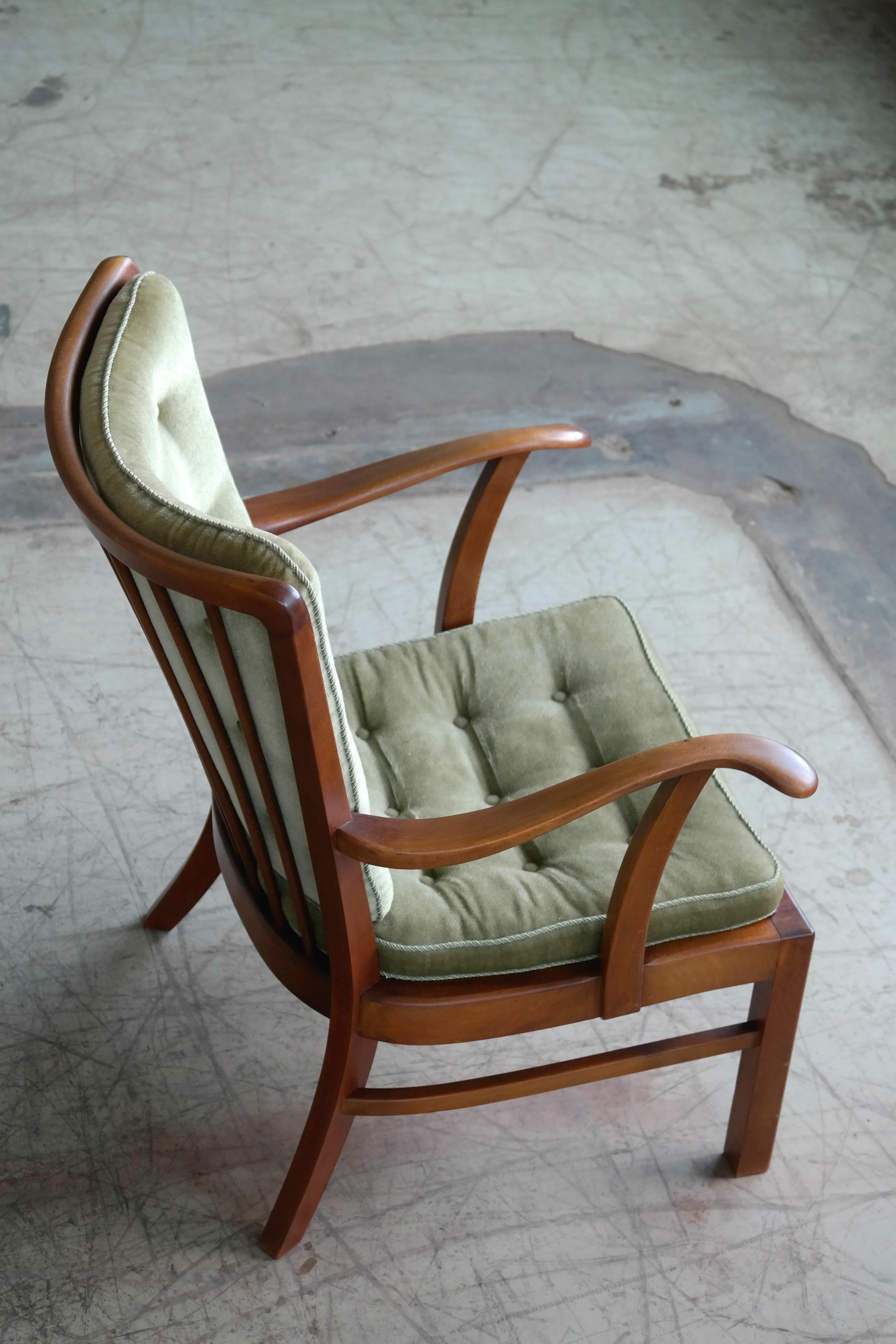 1940s Fritz Hansen Spindle Back Open Armrest Lounge Chair Model 1628 4