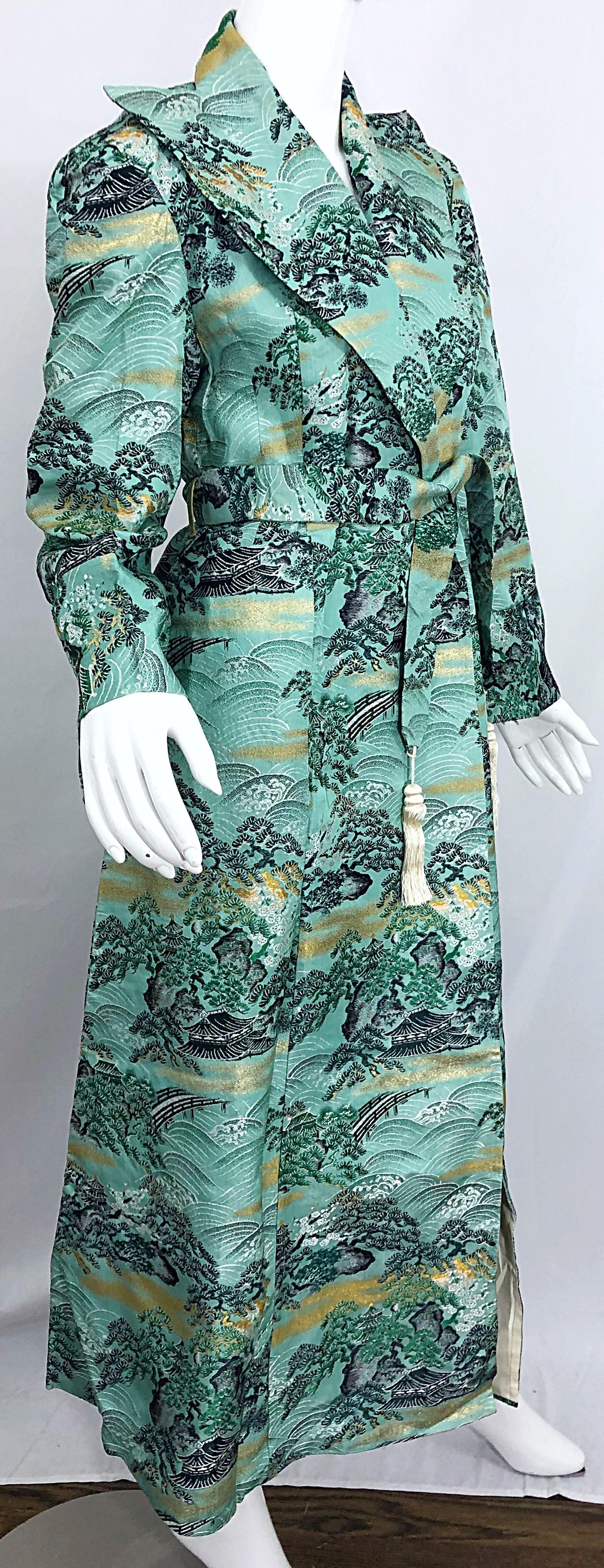 1940s Fujibayashi Blue + Green + Gold Novelty Print Silk Vintage 40s Jacket For Sale 7
