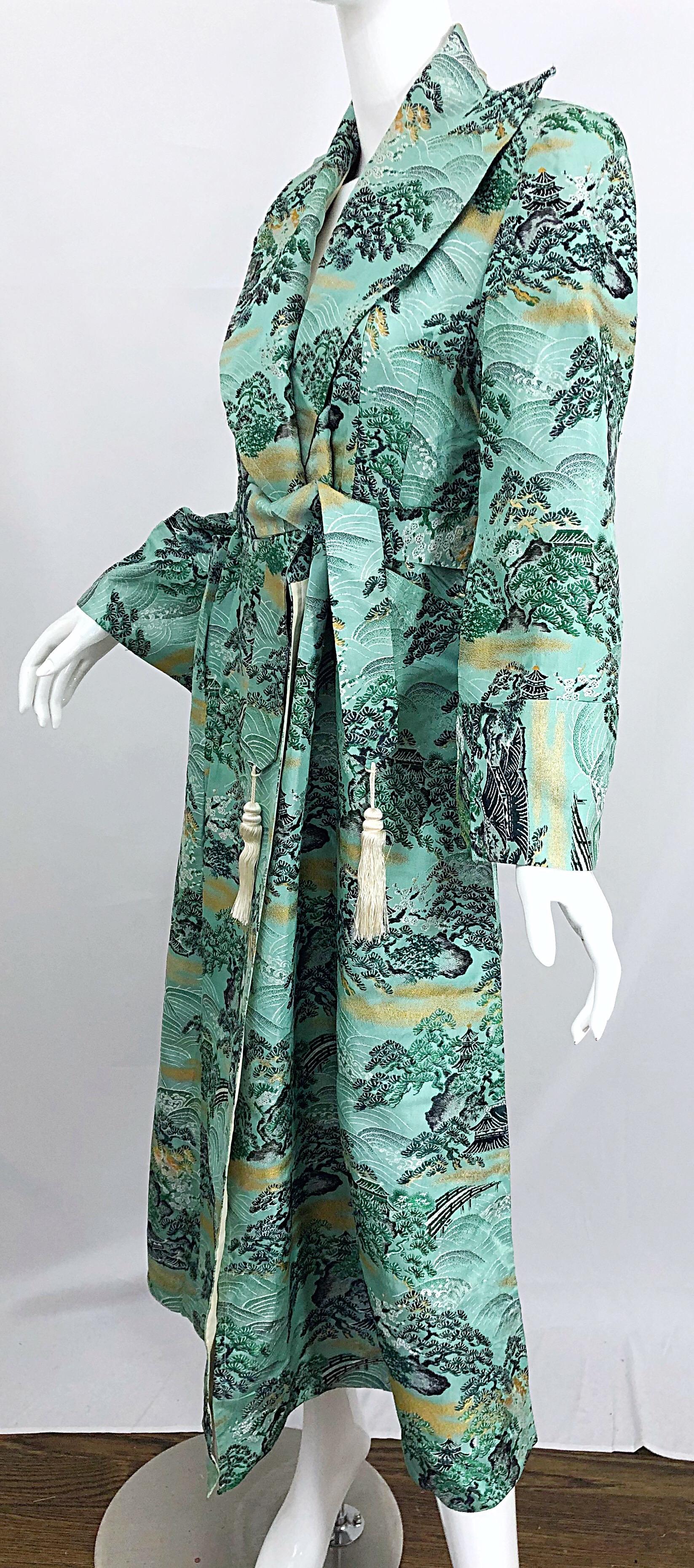 Women's 1940s Fujibayashi Blue + Green + Gold Novelty Print Silk Vintage 40s Jacket For Sale