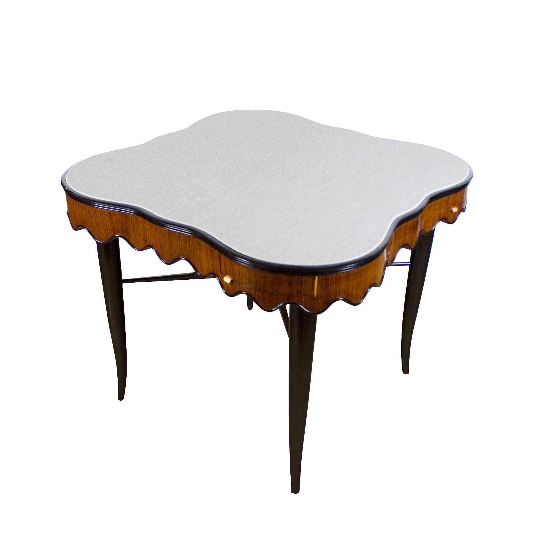 1940s Game Table, Mahogany, Corner Drawers, Brass, Felt, Italy (Moderne der Mitte des Jahrhunderts)
