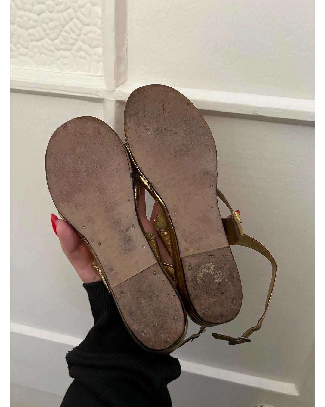 Sandali con zeppa in pelle dorata Gemrich anni '40 in vendita 5