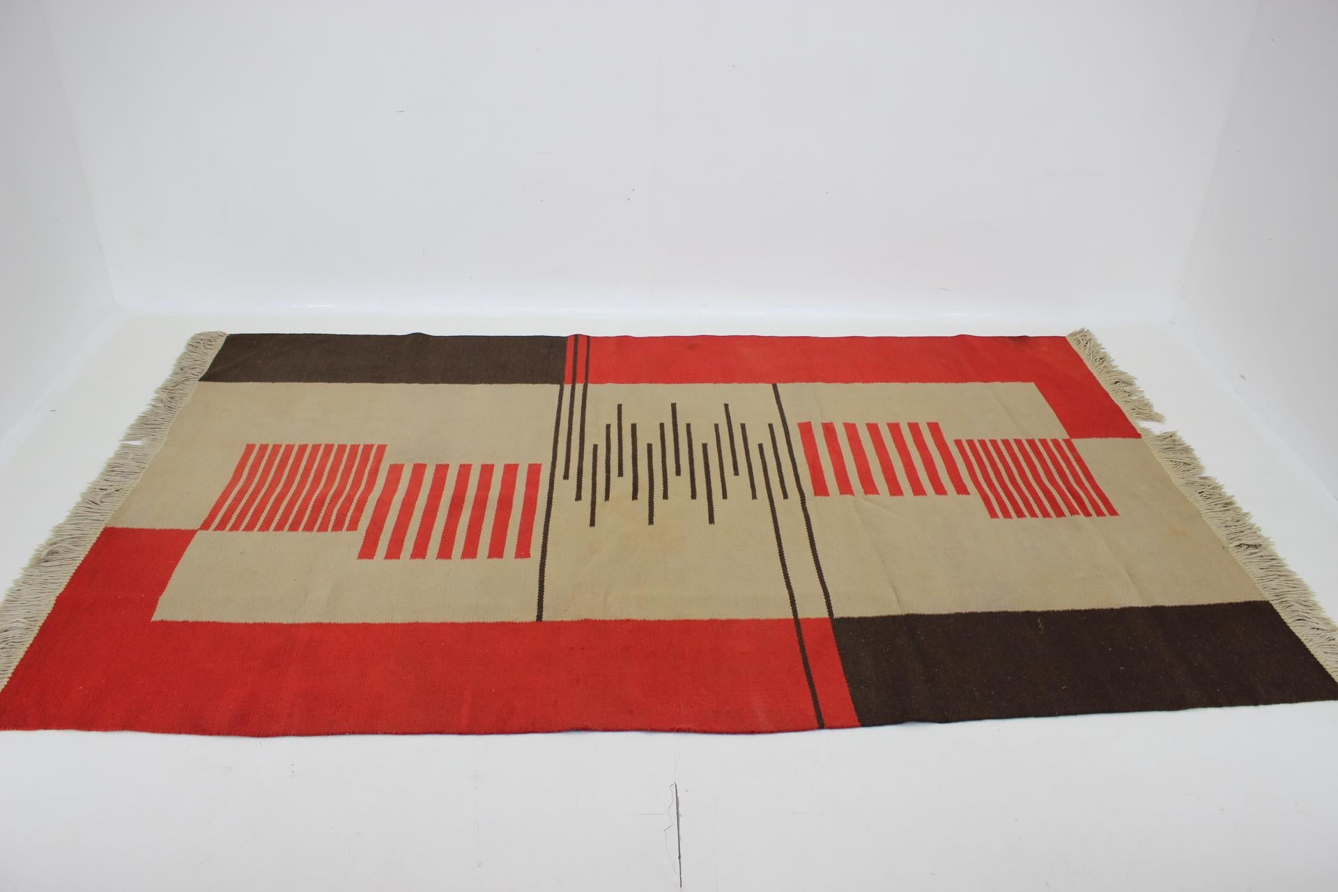 Bauhaus 1940s Geometric Wool Rug/Carpet in the Style of Antonin Kybal, Czechosloakia  For Sale