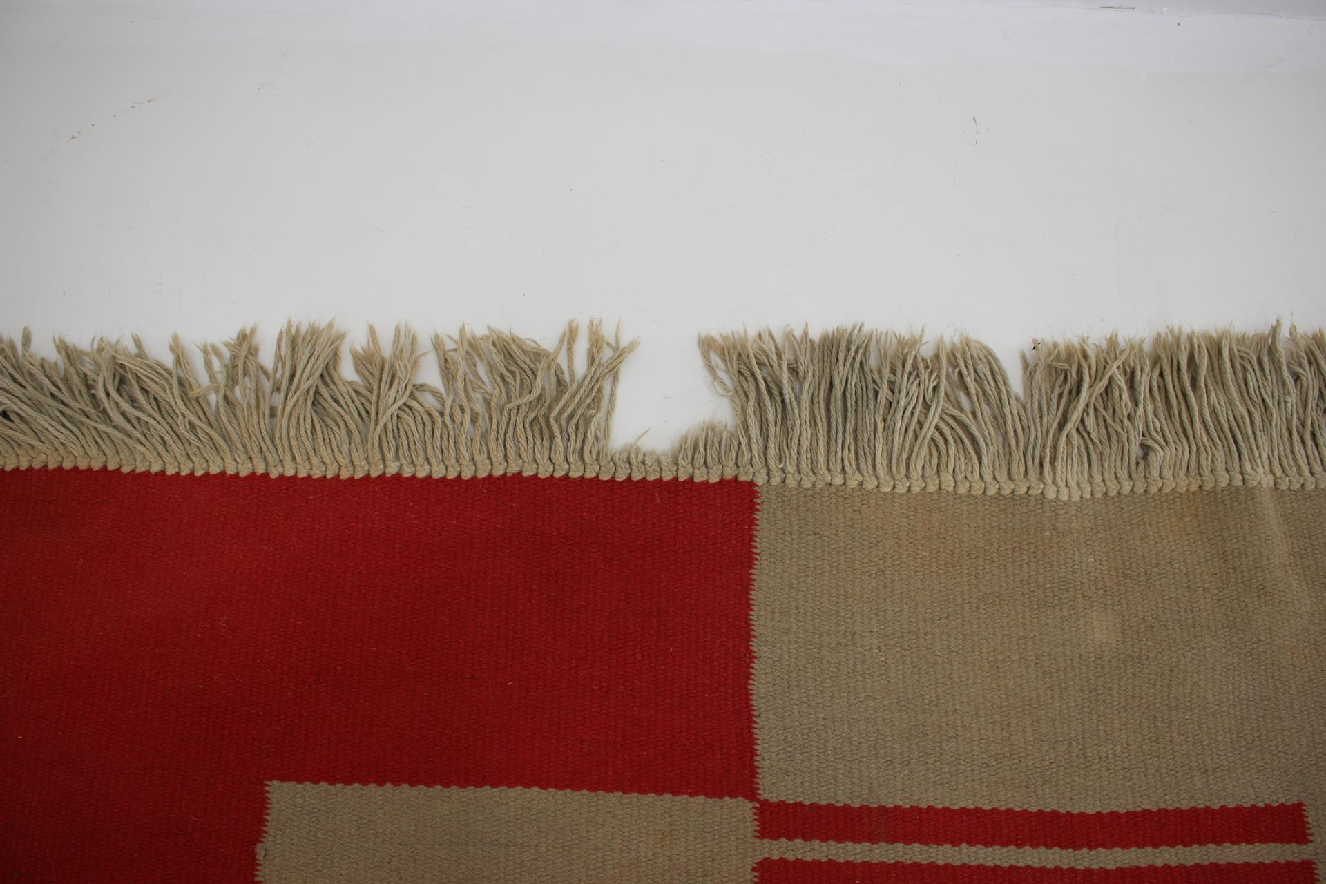 1940s Geometric Wool Rug/Carpet in the Style of Antonin Kybal, Czechosloakia  For Sale 2