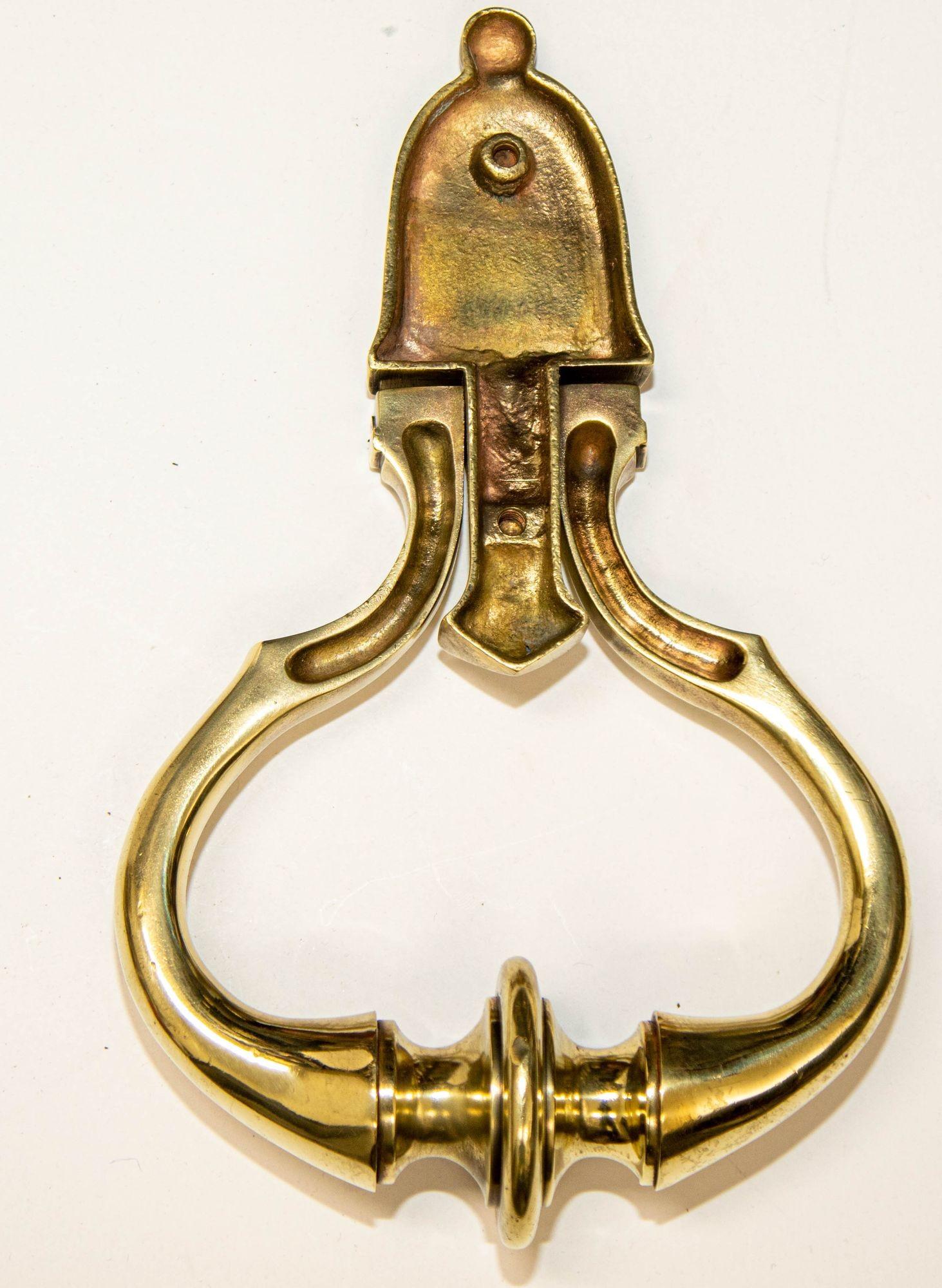 British 1940s Georgian Style Solid Polished Brass Door Knocker For Sale