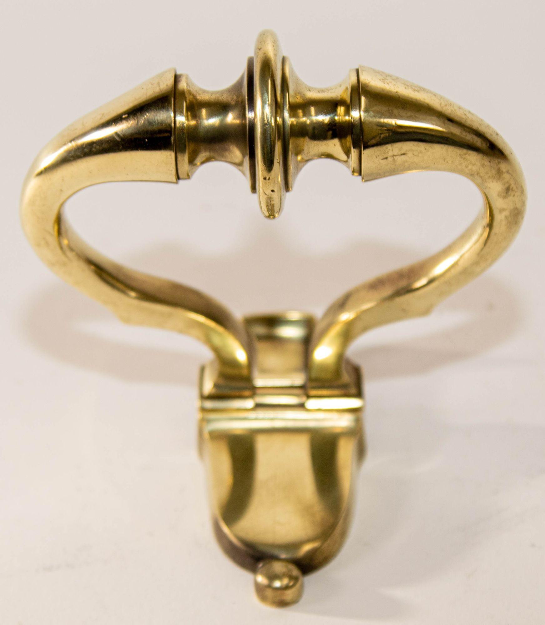 1940s Georgian Style Solid Polished Brass Door Knocker For Sale 1