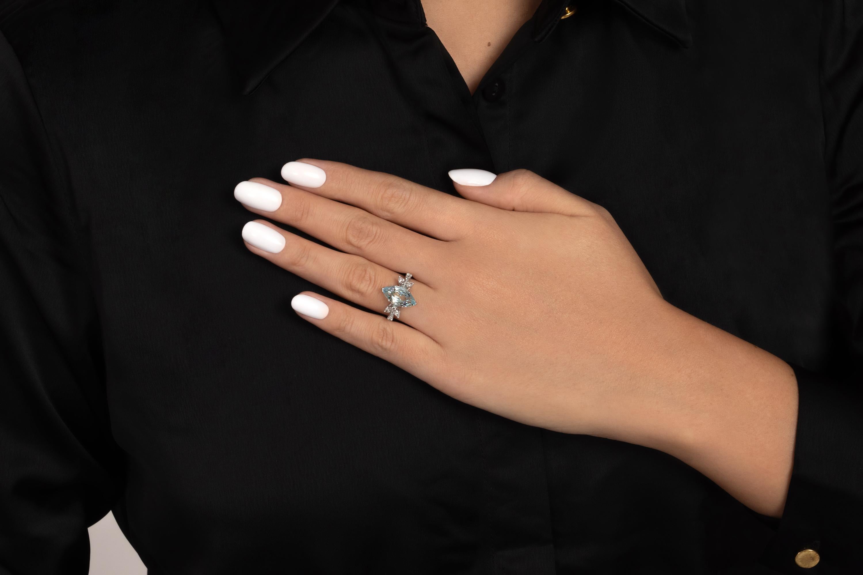 1940er GIA 3::08ctw Vintage Aquamarin Marquise und Diamant 18k Ring 6