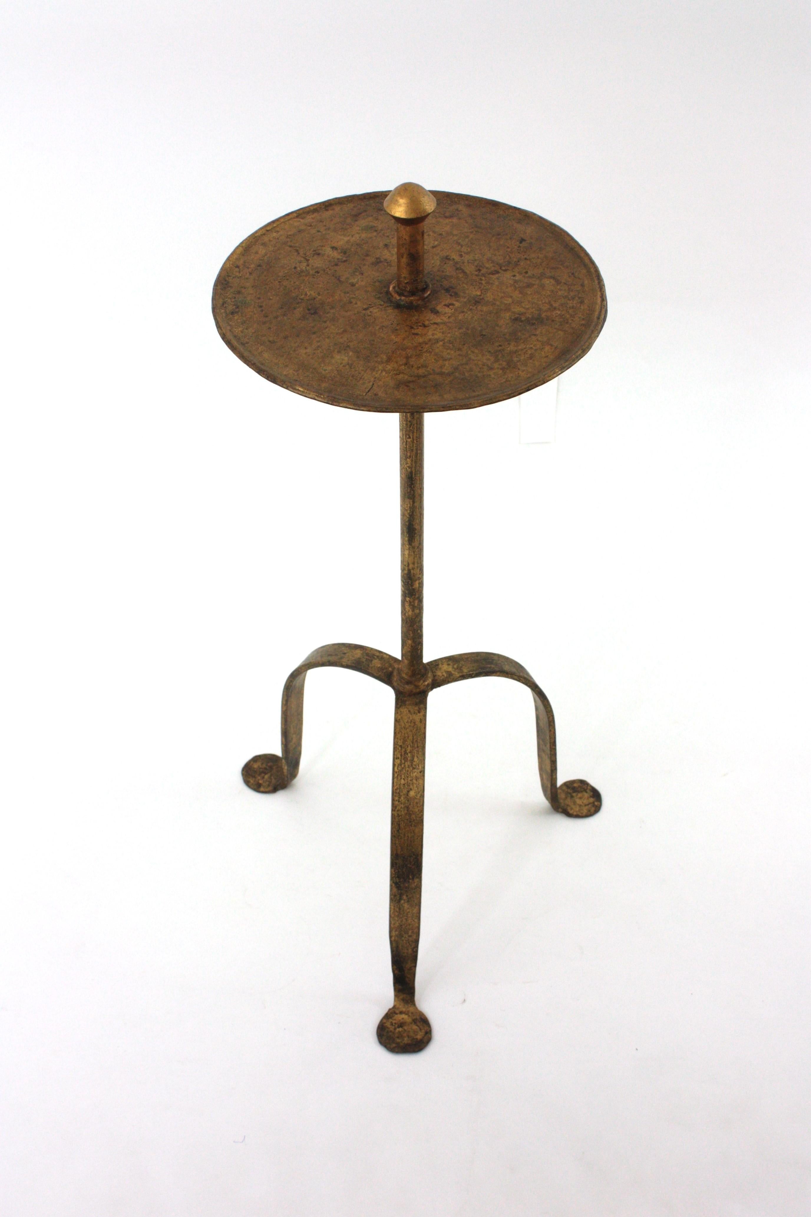 Table à boire / Table à Martini / Guéridon avec poignée en fer doré des années 1940 en vente 6