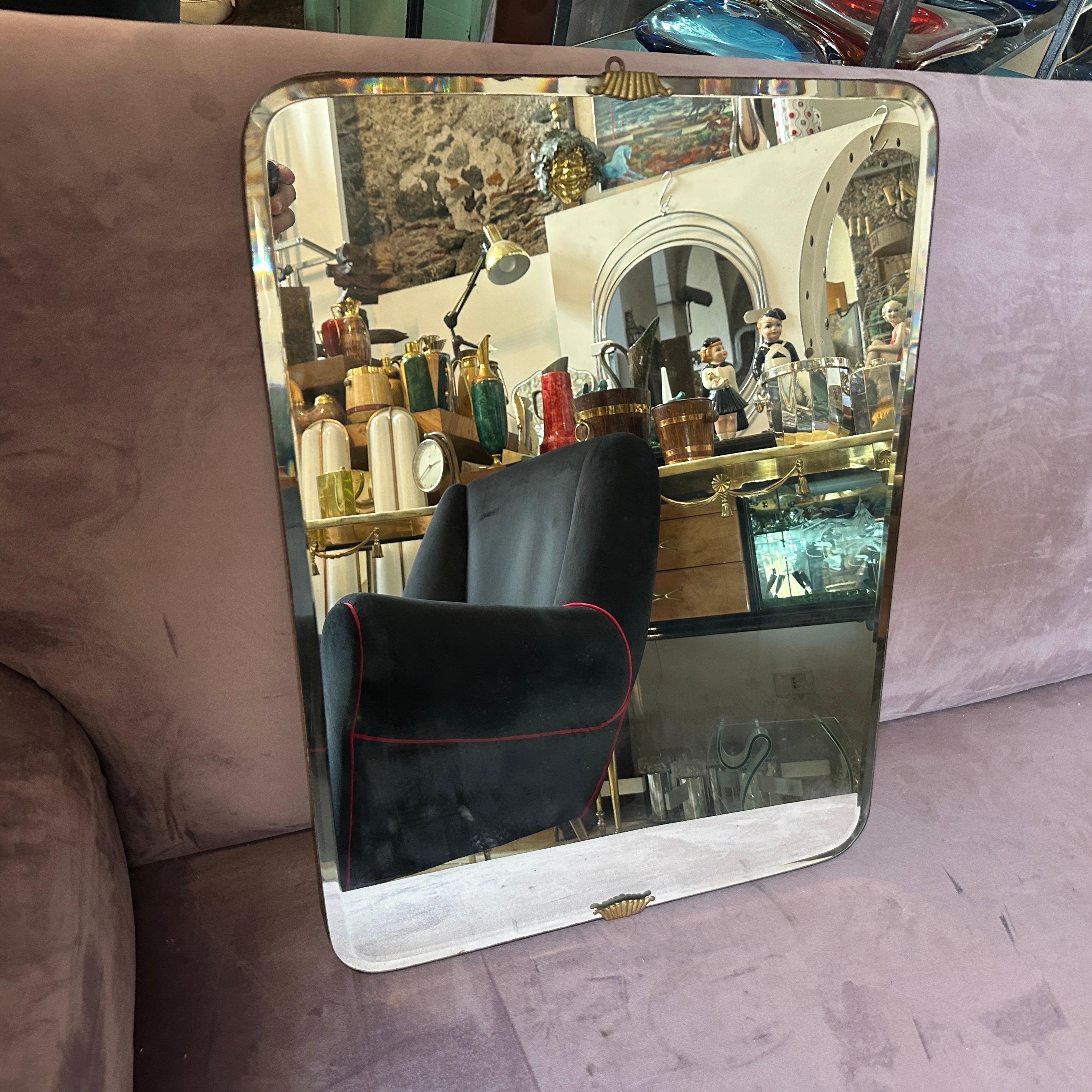 1940s Gio Ponti Style Art Deco Brass and Glass Italian Wall Mirror For Sale 2
