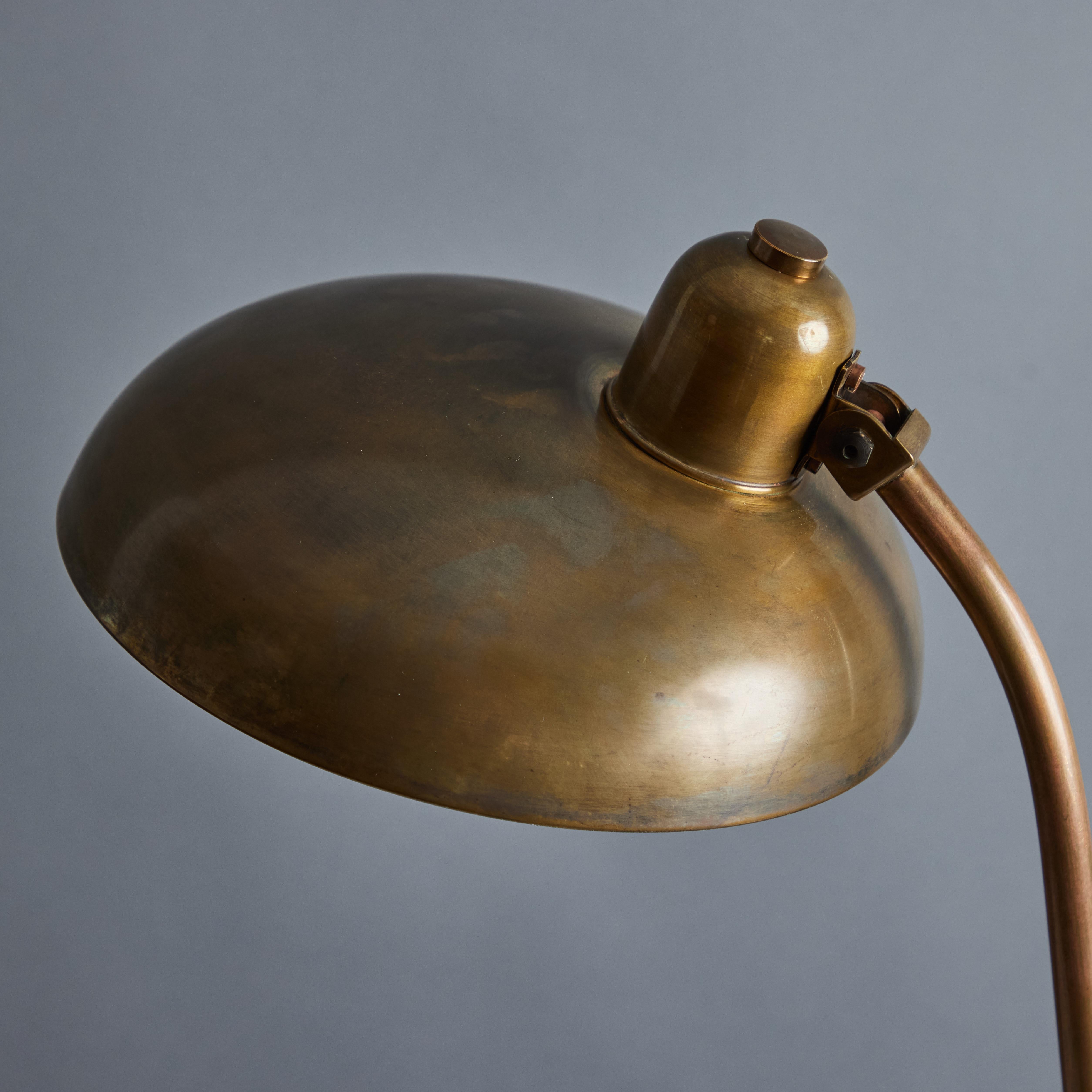 1940s Giovanni Michelucci Brass Ministerial Table Lamp for Lariolux For Sale 4