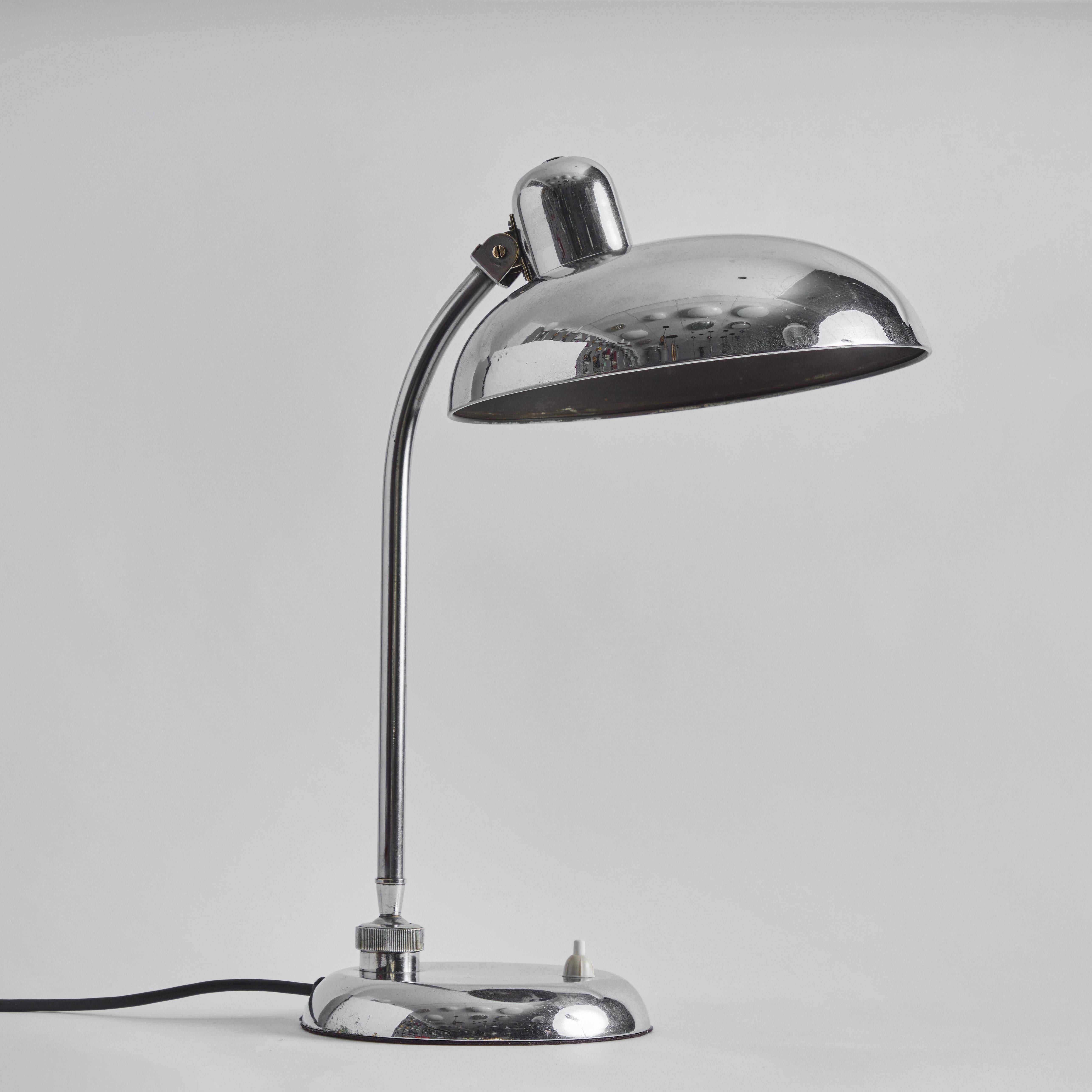 Scandinavian Modern 1940s Giovanni Michelucci Chrome Ministerial Table Lamp for Lariolux For Sale