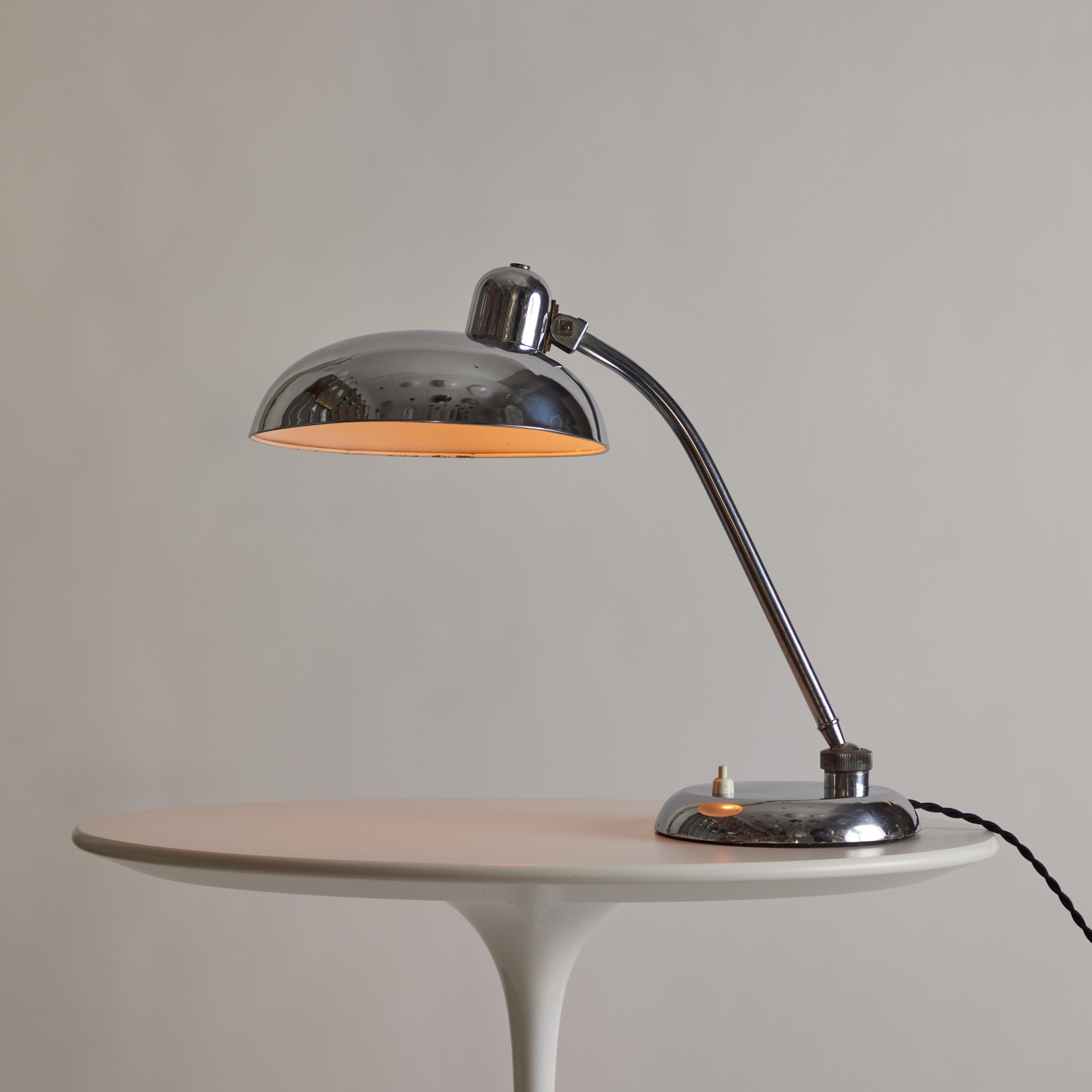 1940s Giovanni Michelucci Chrome Ministerial Table Lamp for Lariolux In Good Condition For Sale In Glendale, CA