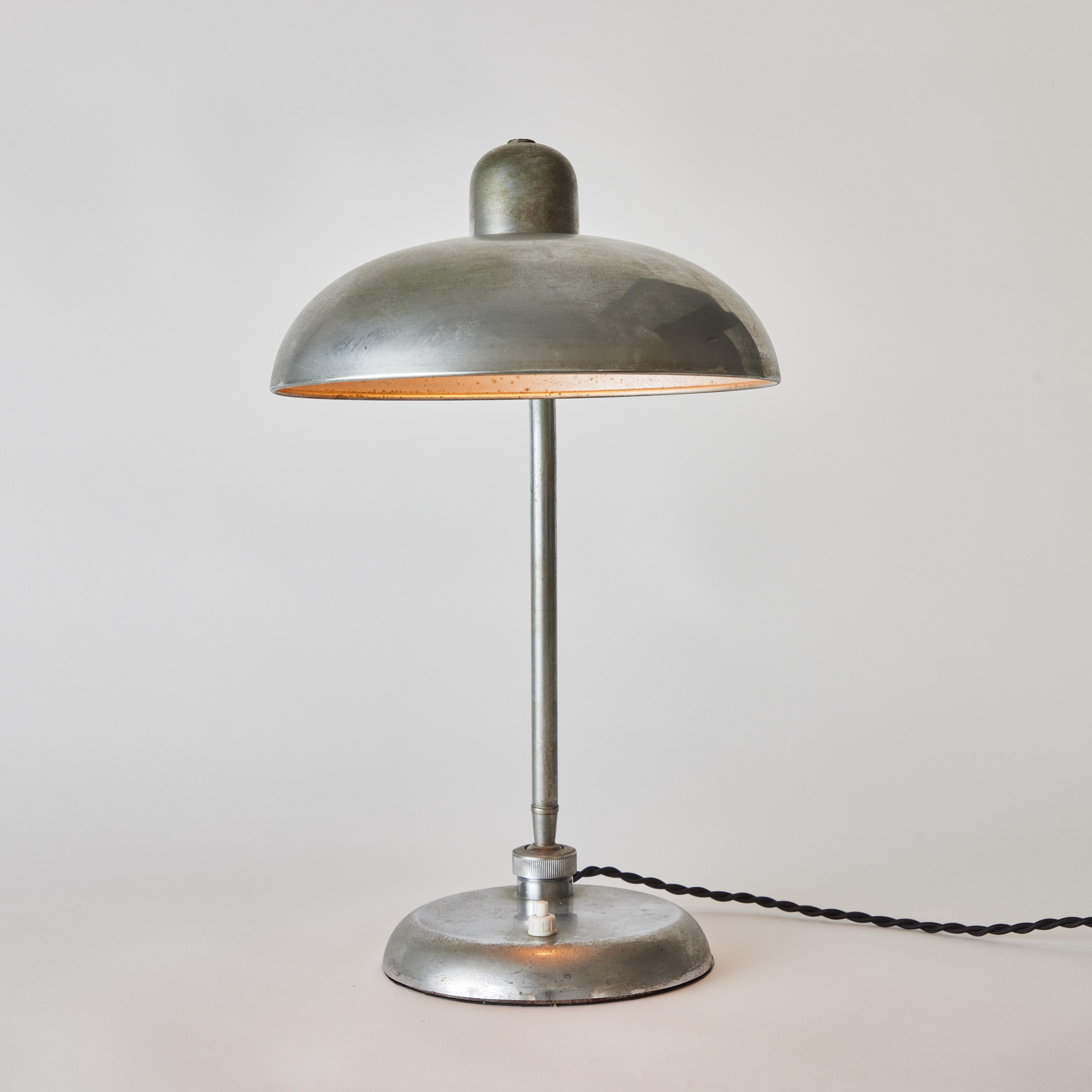 1940s Giovanni Michelucci Patinated Nickel Ministerial Table Lamp for Lariolux For Sale 4