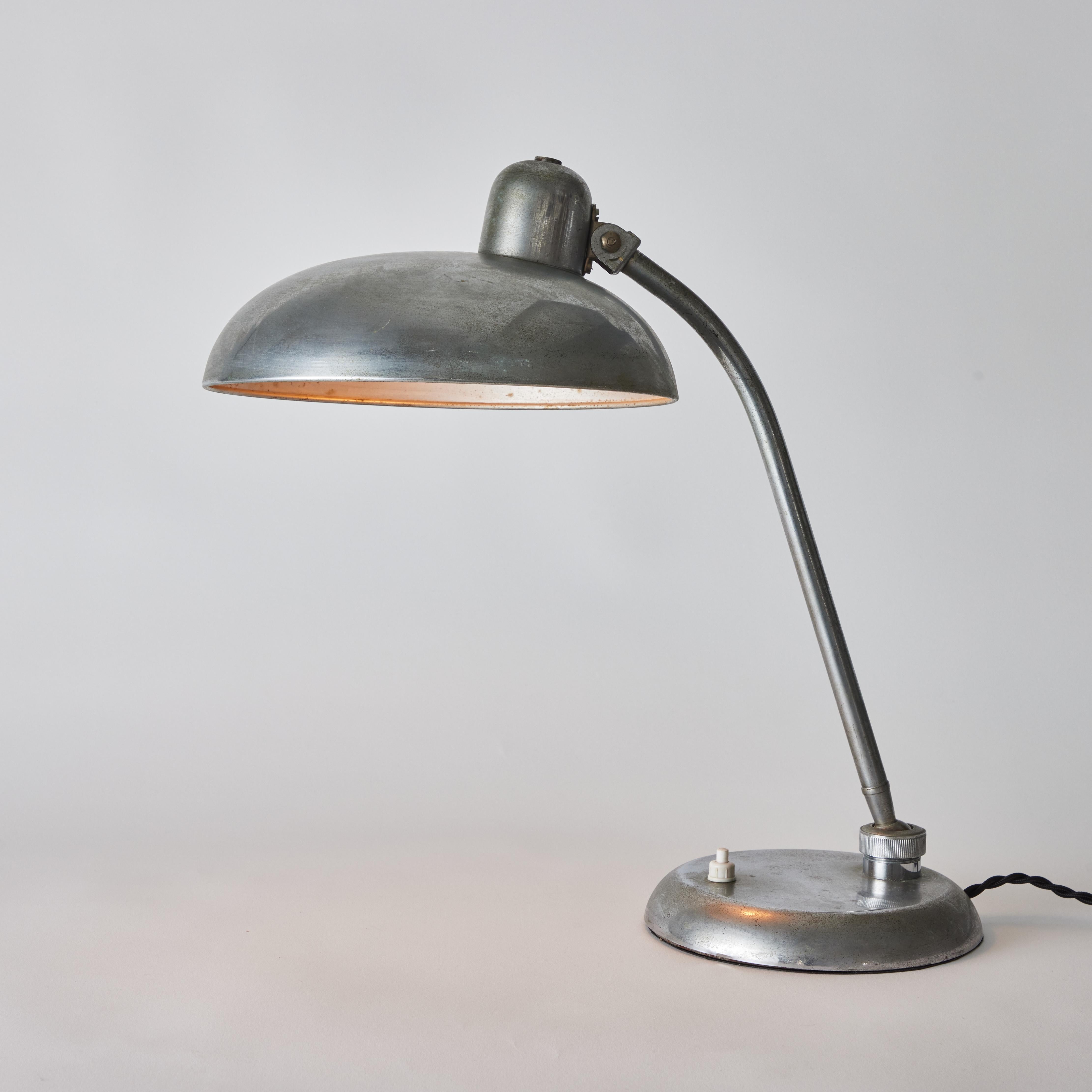 1940s Giovanni Michelucci Patinated Nickel Ministerial Table Lamp for Lariolux For Sale 3