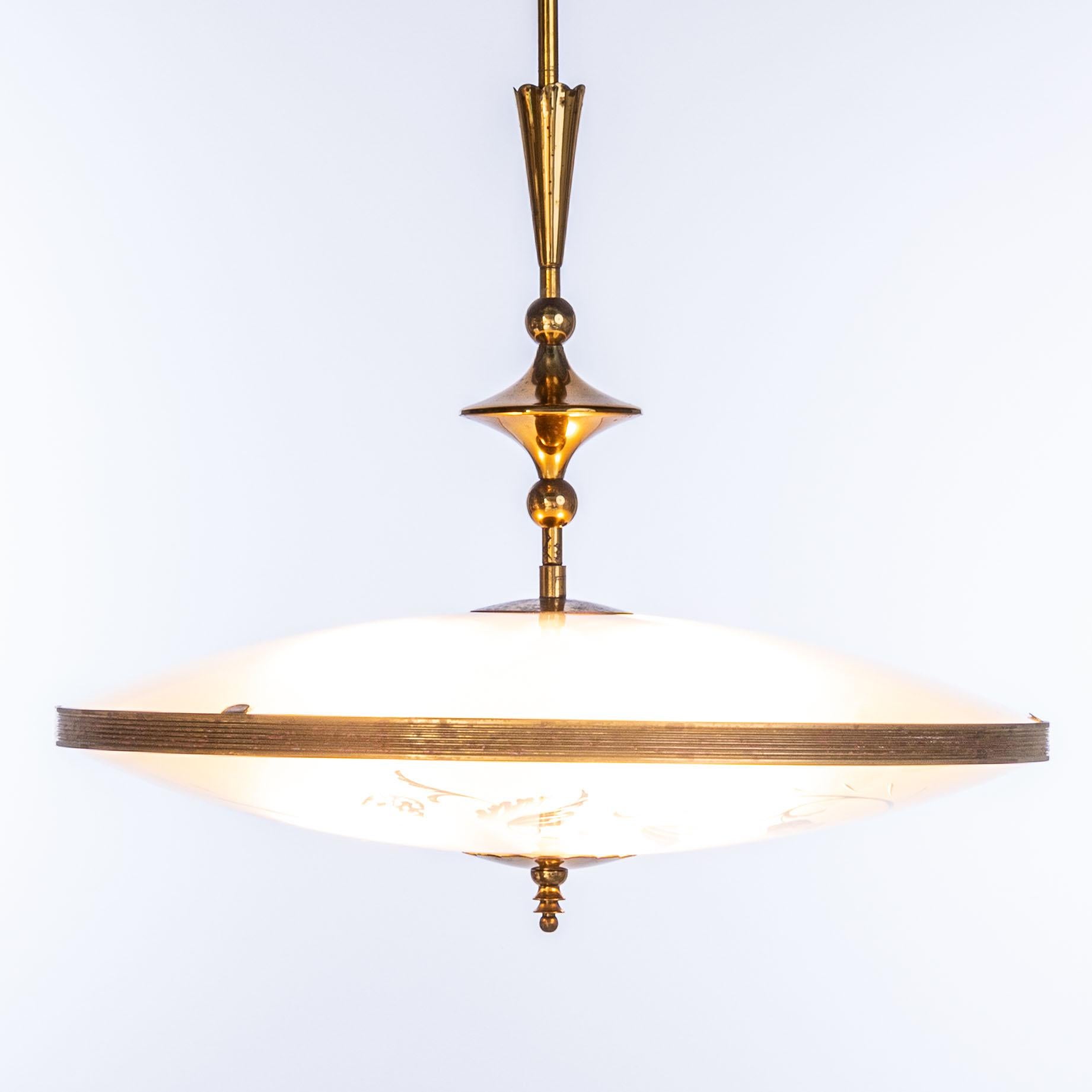 1940's Glass and Brass Pendant Attributed to Pietro Chiesa For Sale 5