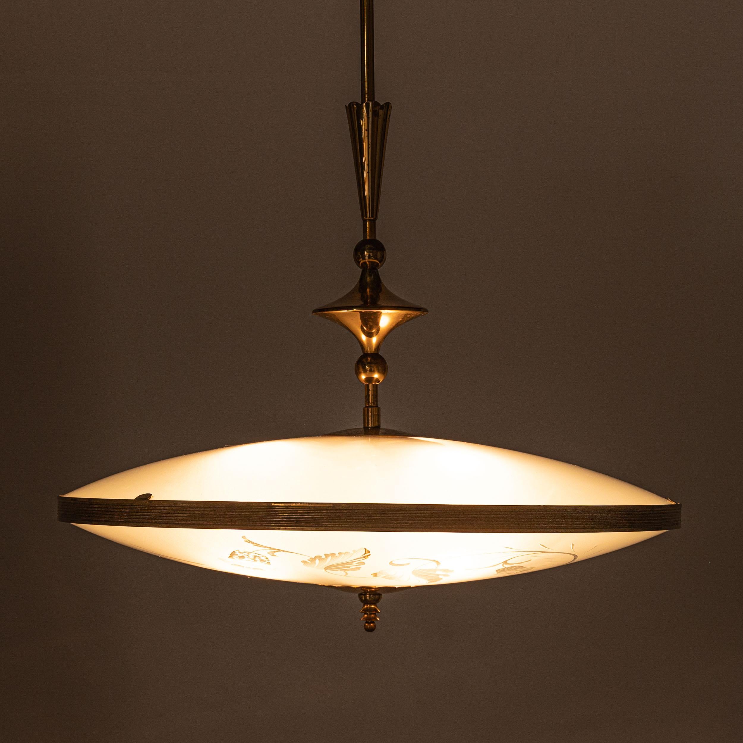 1940's Glass and Brass Pendant Attributed to Pietro Chiesa For Sale 6