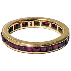 1940s Gold and Ruby Eternity Band