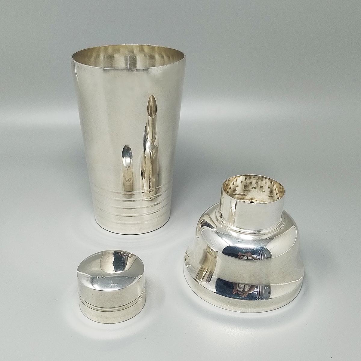 French 1940s Gorgeous Cocktail Shaker by St. Hilaire, Made in France For Sale