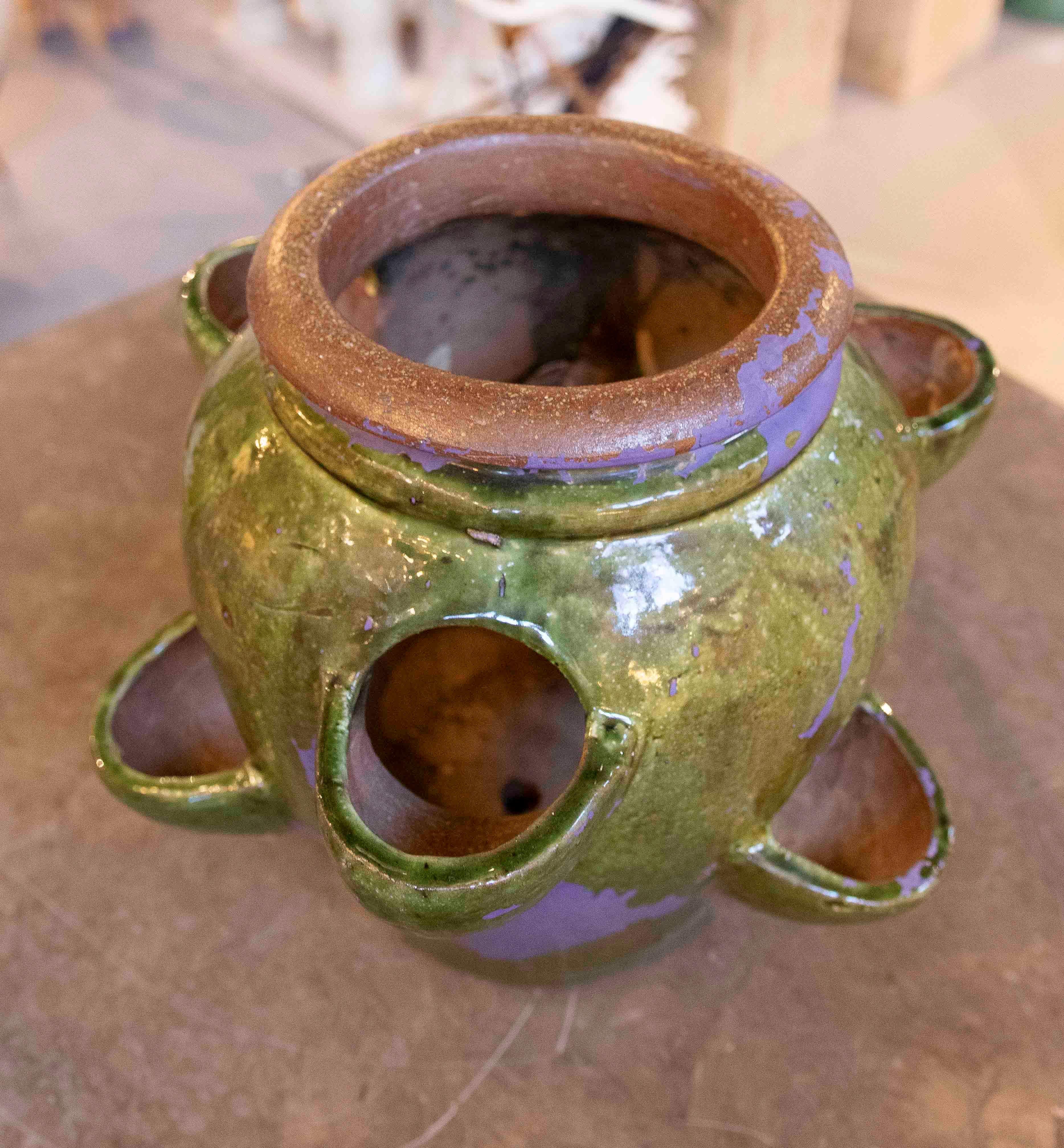 1940s Green Glazed Ceramic Spanish Pottery for Planting Strawberries For Sale 4
