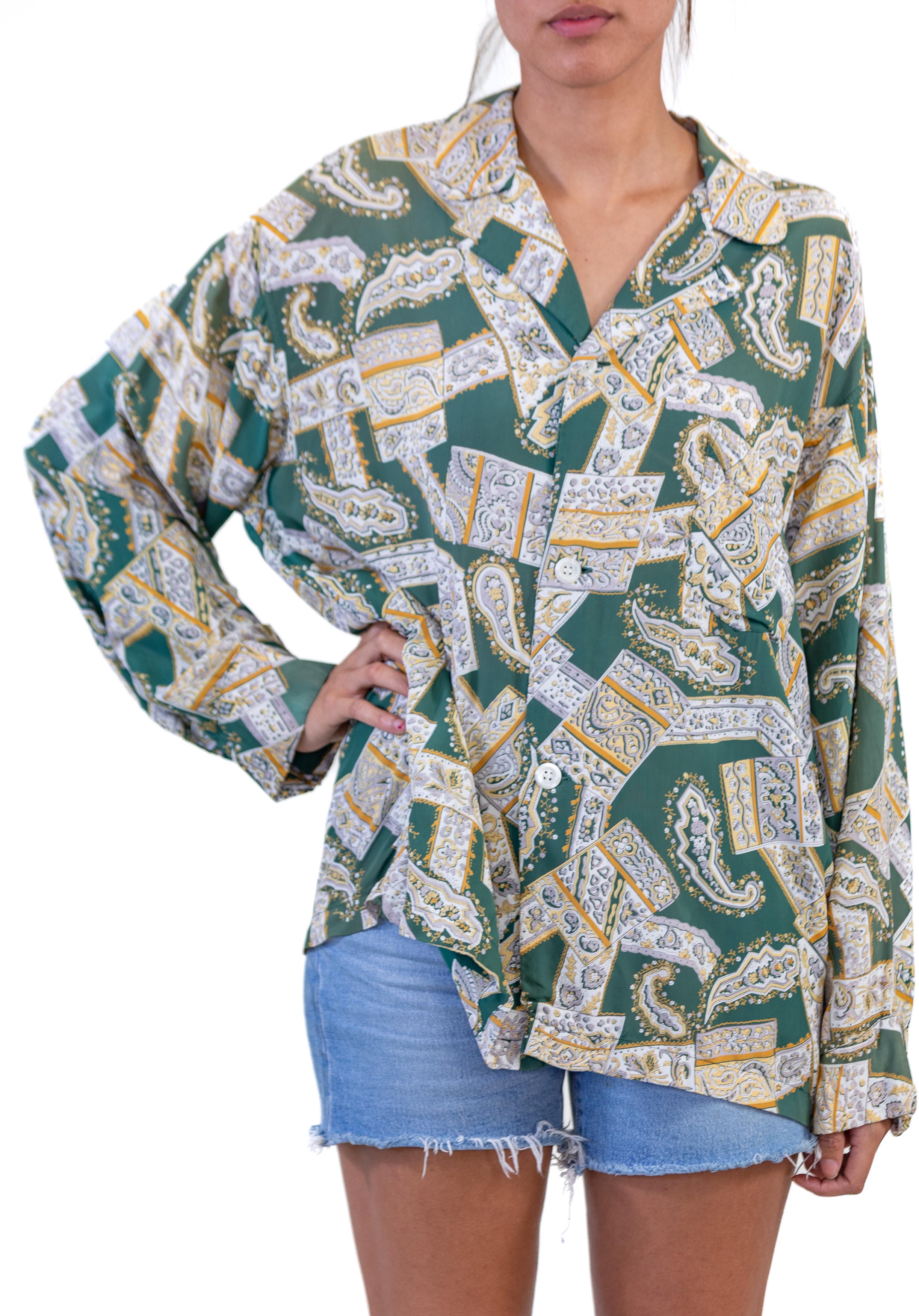 Men's 1940S Green Rayon Mens Paisley Print Pajama Top For Sale