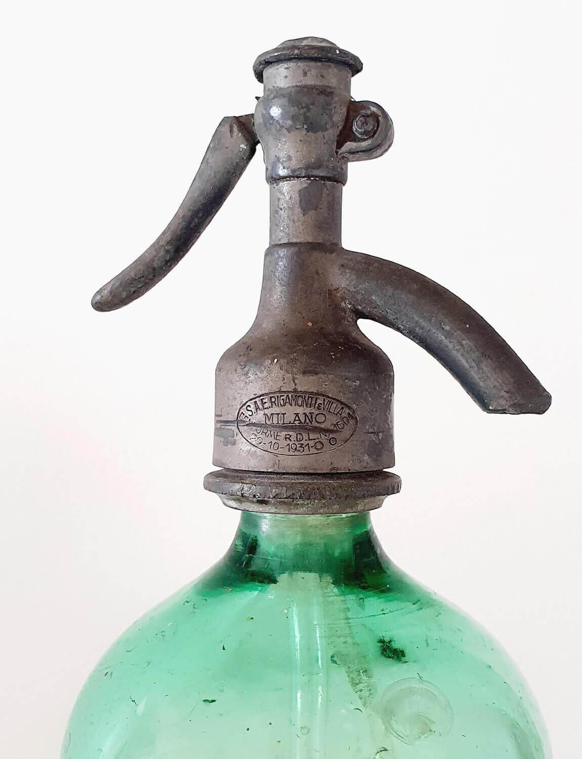 1940s Green Soda Bottle from Bologna In Distressed Condition In Roma, IT