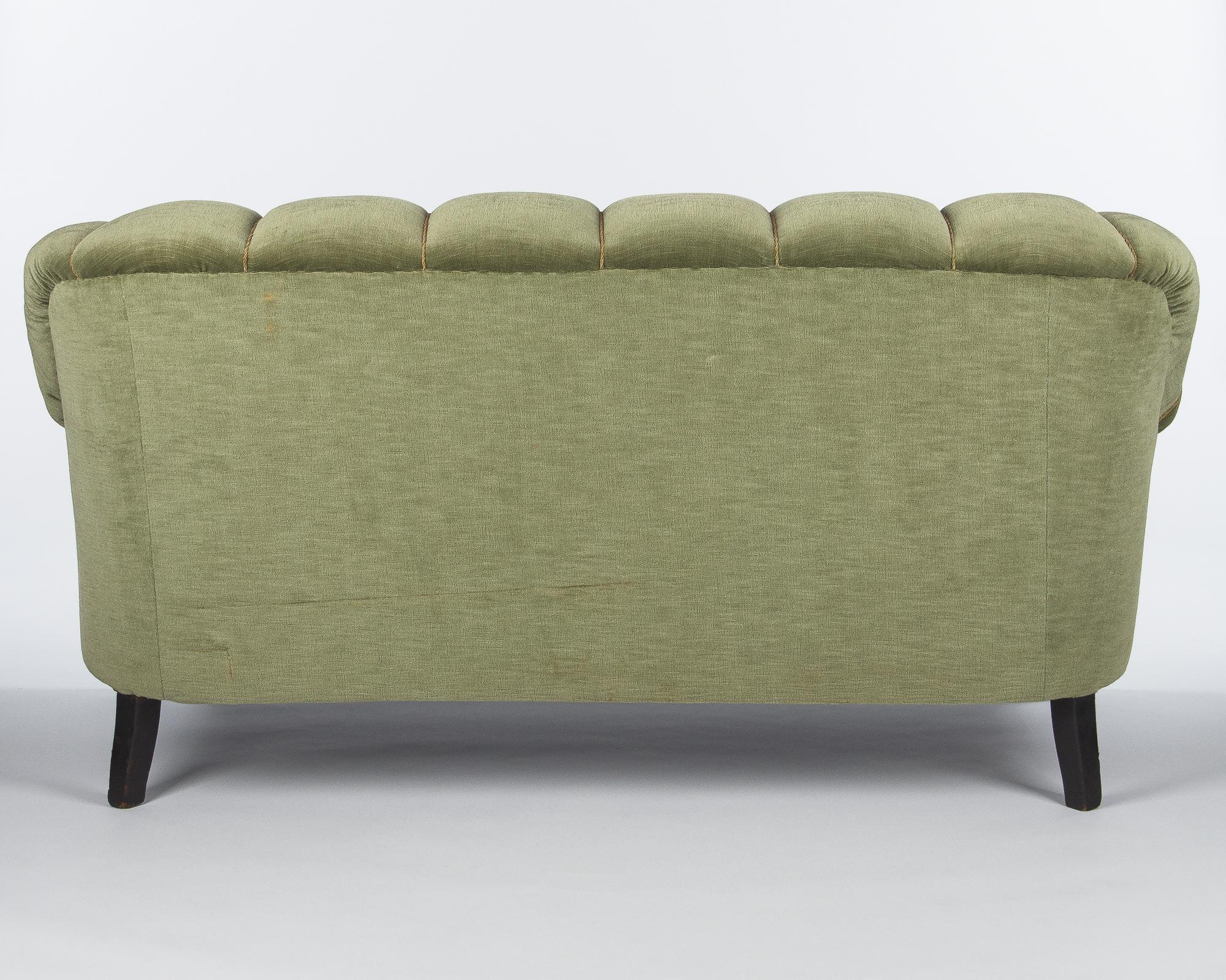 French Art Deco Moss Green Upholstered Sofa, 1940s 10