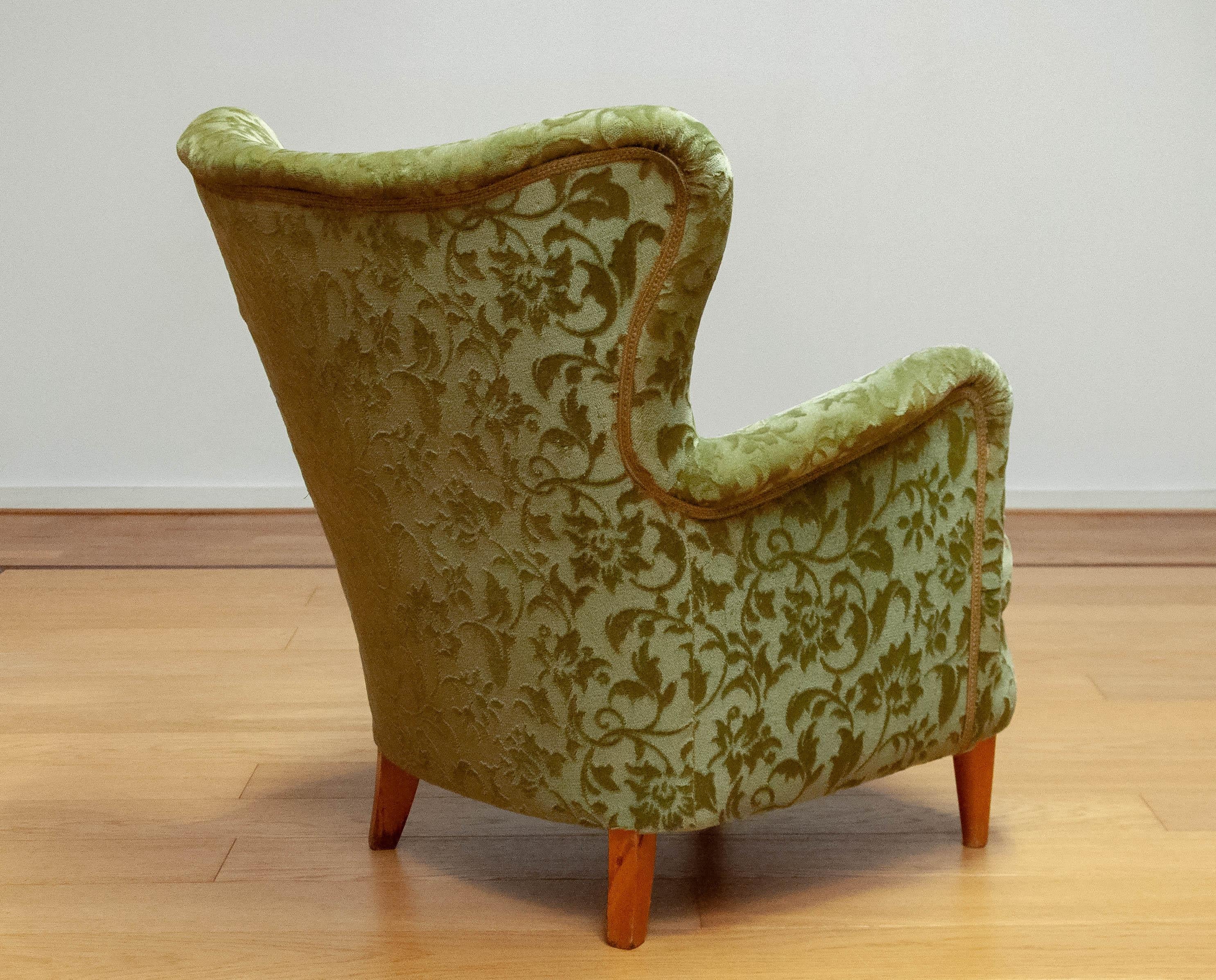 Mid-Century Modern 1940s Green Velvet Wingback Club Chair By Ilmari Lappalainen For Asko. Finland For Sale