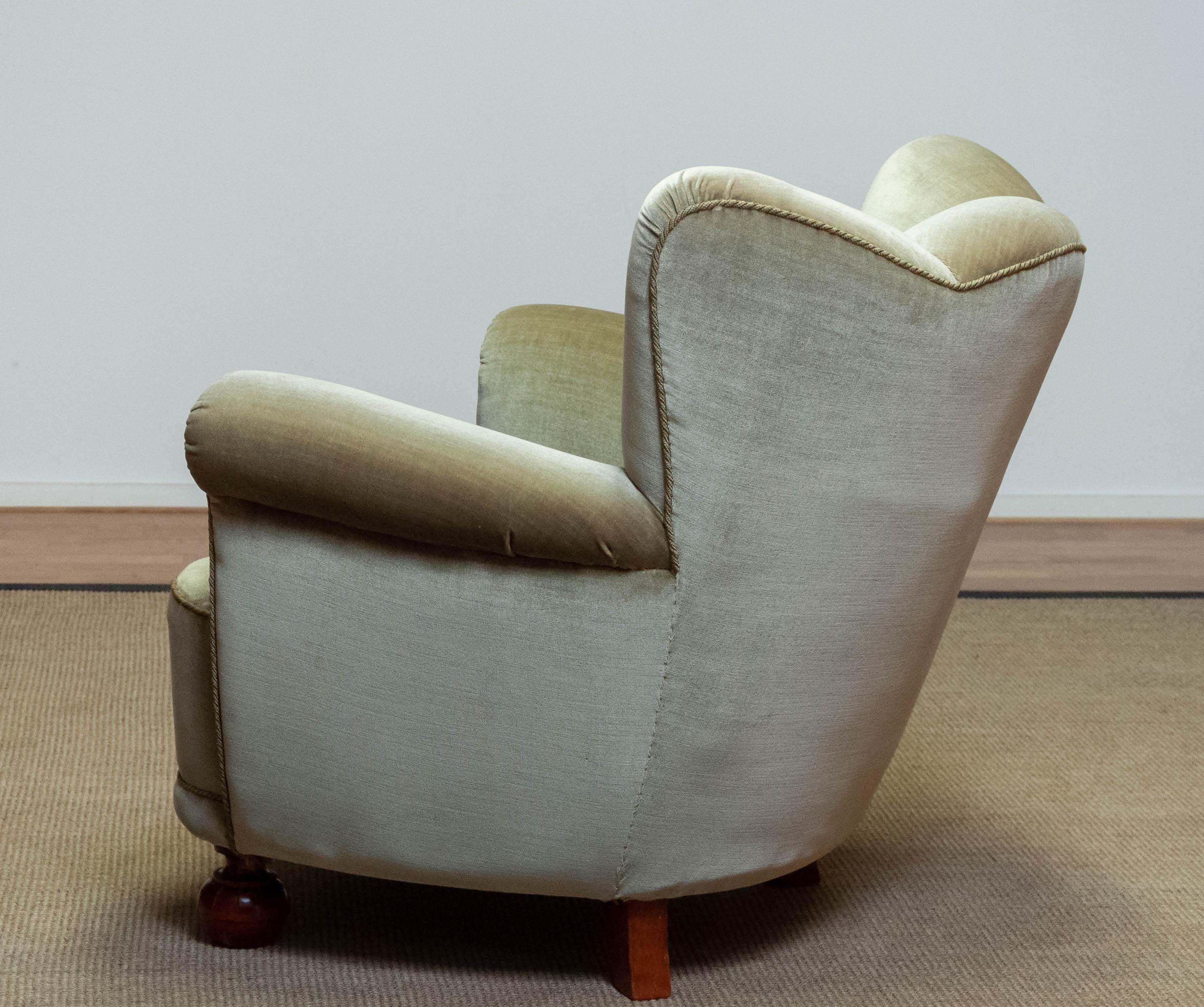 Danish 1940s Green Velvet Wingback Lounge Chair in the Style of Fritz Hansen Denmark