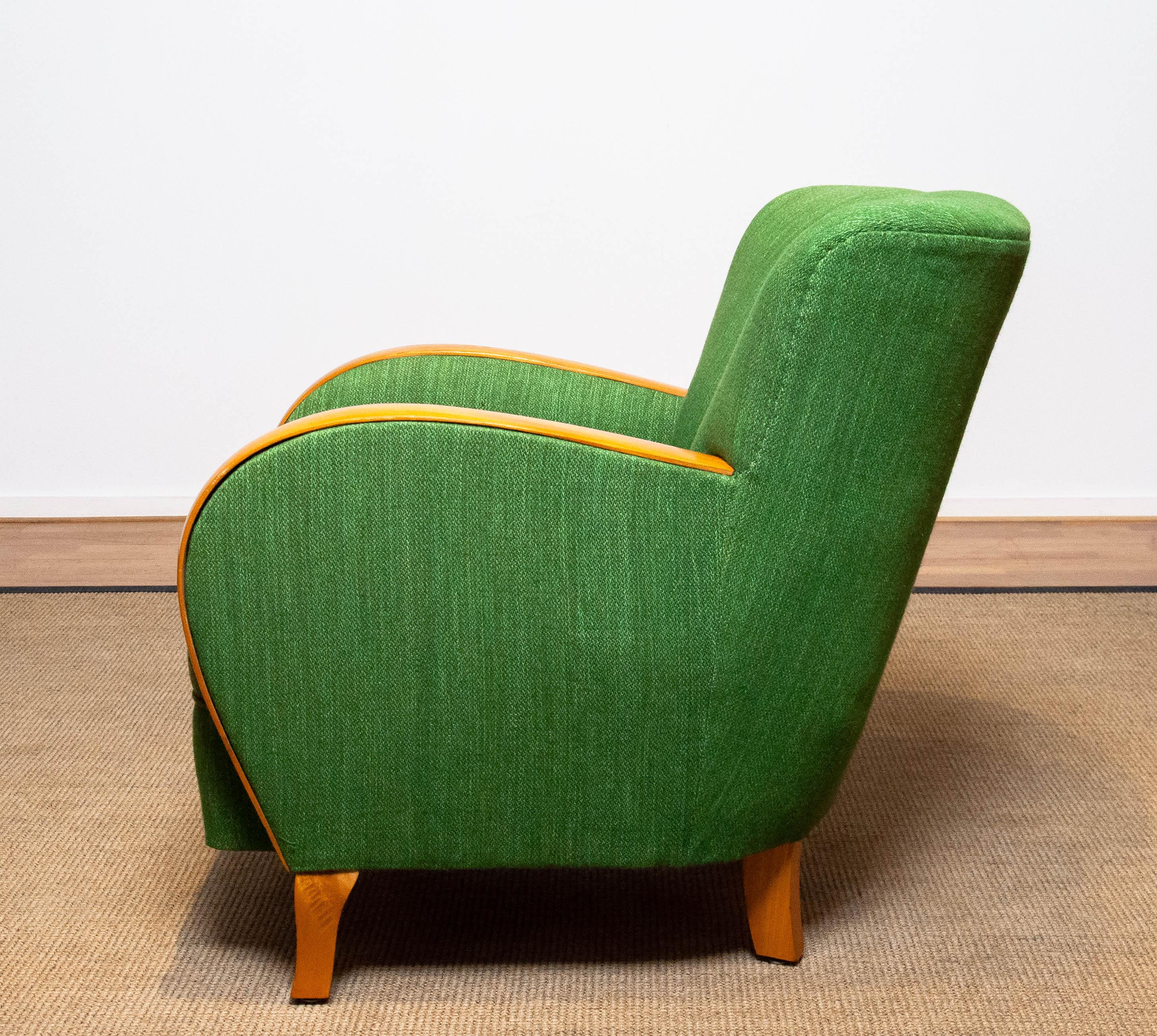 Danish 1940's, Green Woolen with Elm Armrests Lounge Chair in the Style of Fritz Hansen