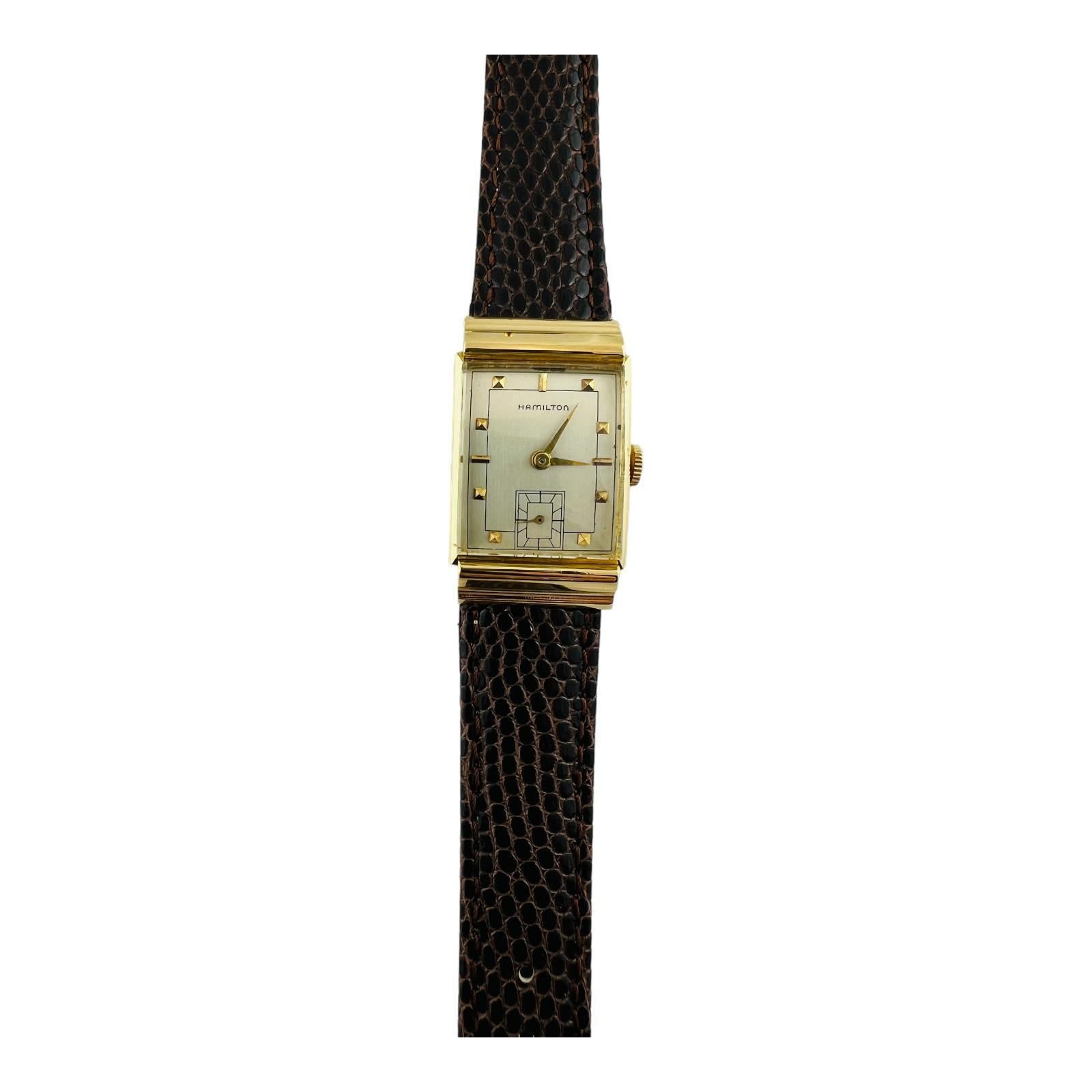 1940's Hamilton Gordon 18K Yellow Gold Watch Manual Men's Watch #15797 In Good Condition For Sale In Washington Depot, CT