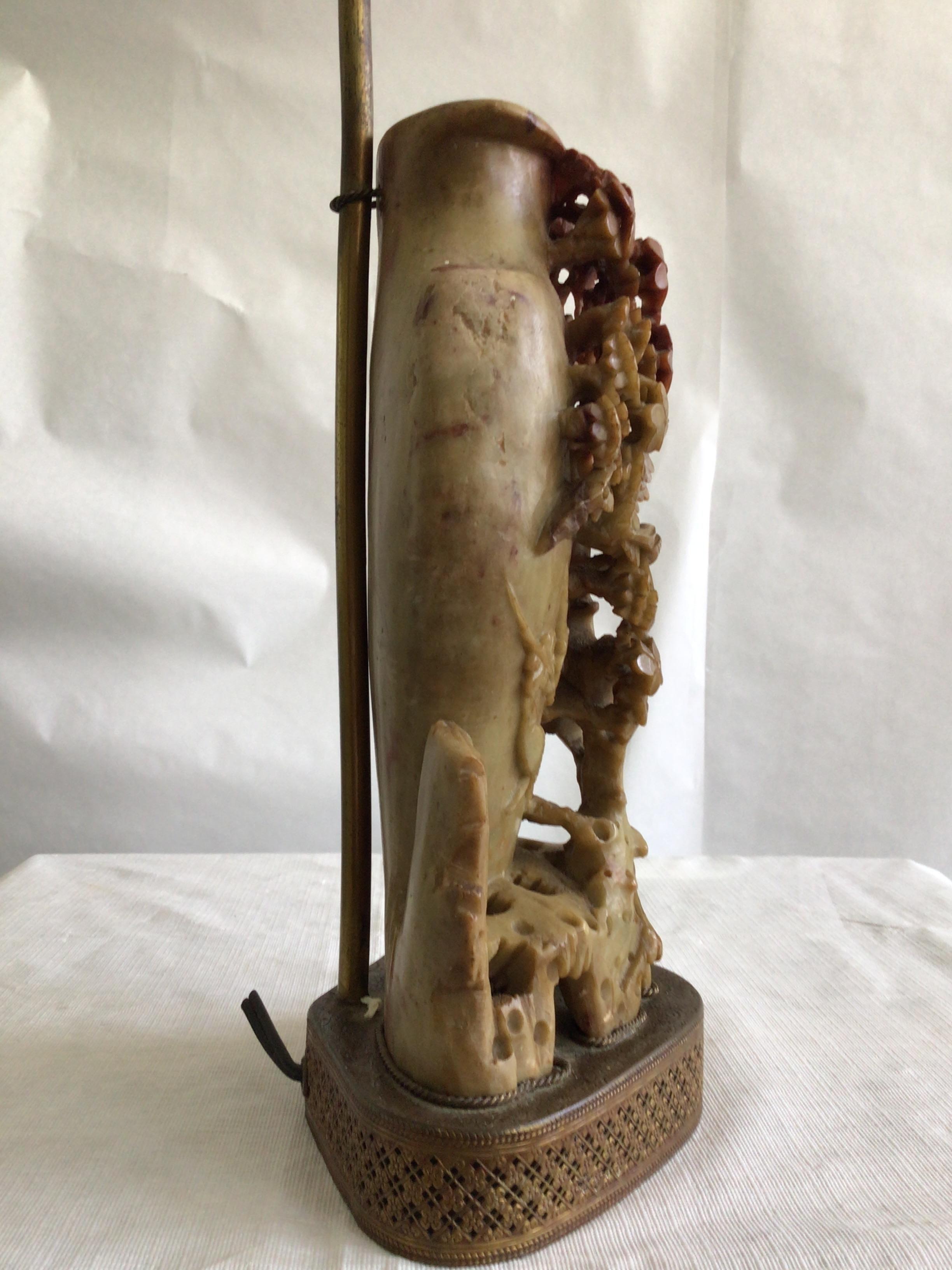 1940s Hand Carved Chinese Soapstone Vase Table Lamp On Pierced Metal Base In Good Condition For Sale In Tarrytown, NY