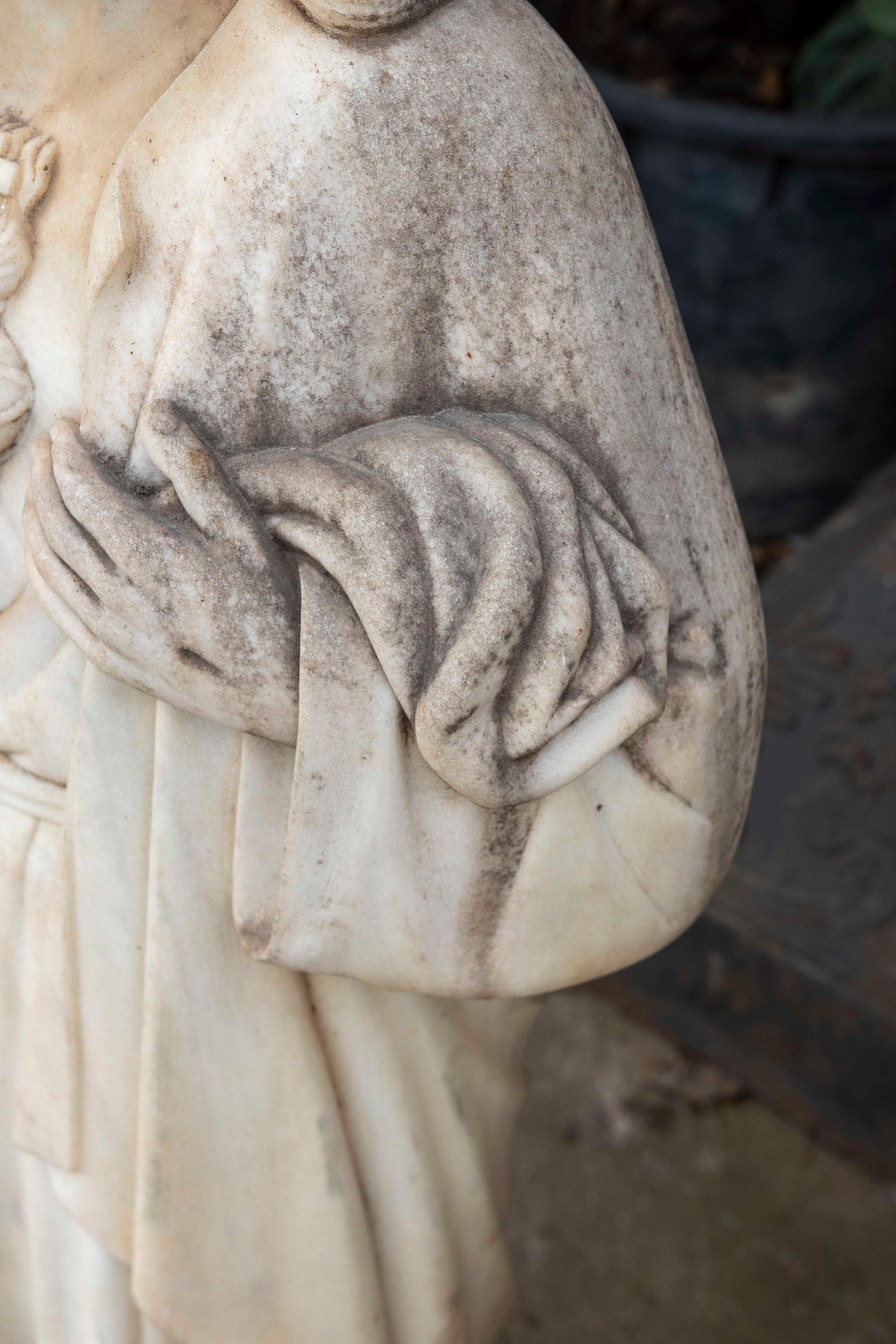 Scultura in marmo scolpita a mano degli anni '40 raffigurante Gesù Cristo del Sacro Cuore in vendita 13