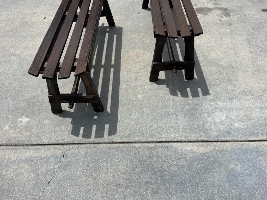 Adirondack Bancs rustiques des années 1940, faits à la main, trouvés dans une maison de famille au Texas en vente