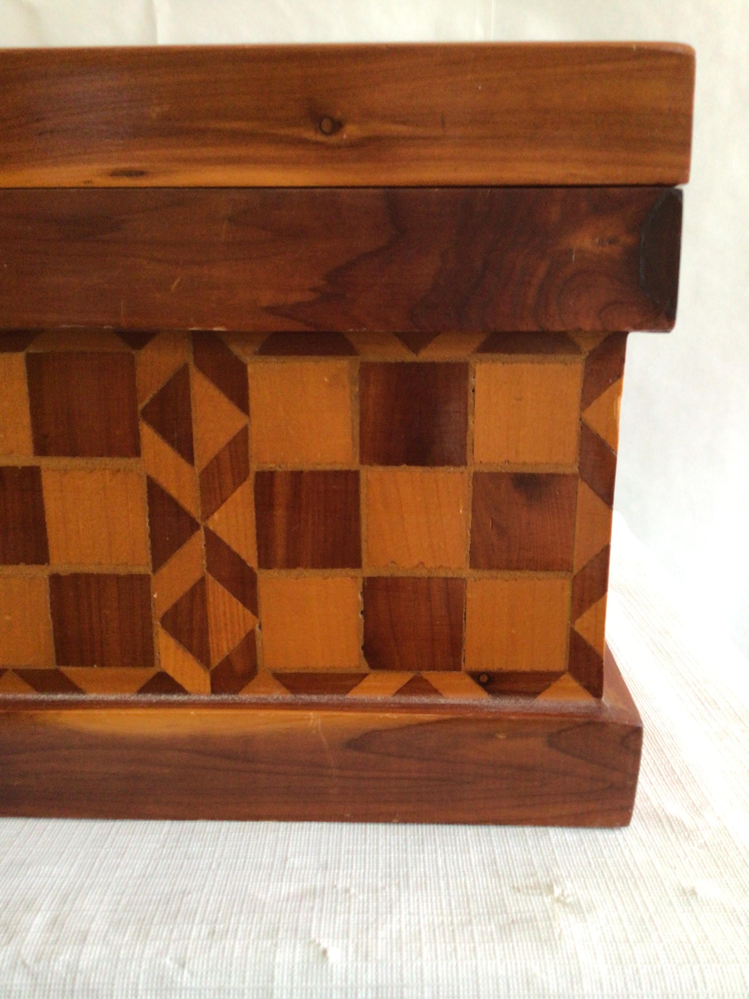 1940s Handmade Folk Art Checkered Inlayed Box For Sale 1