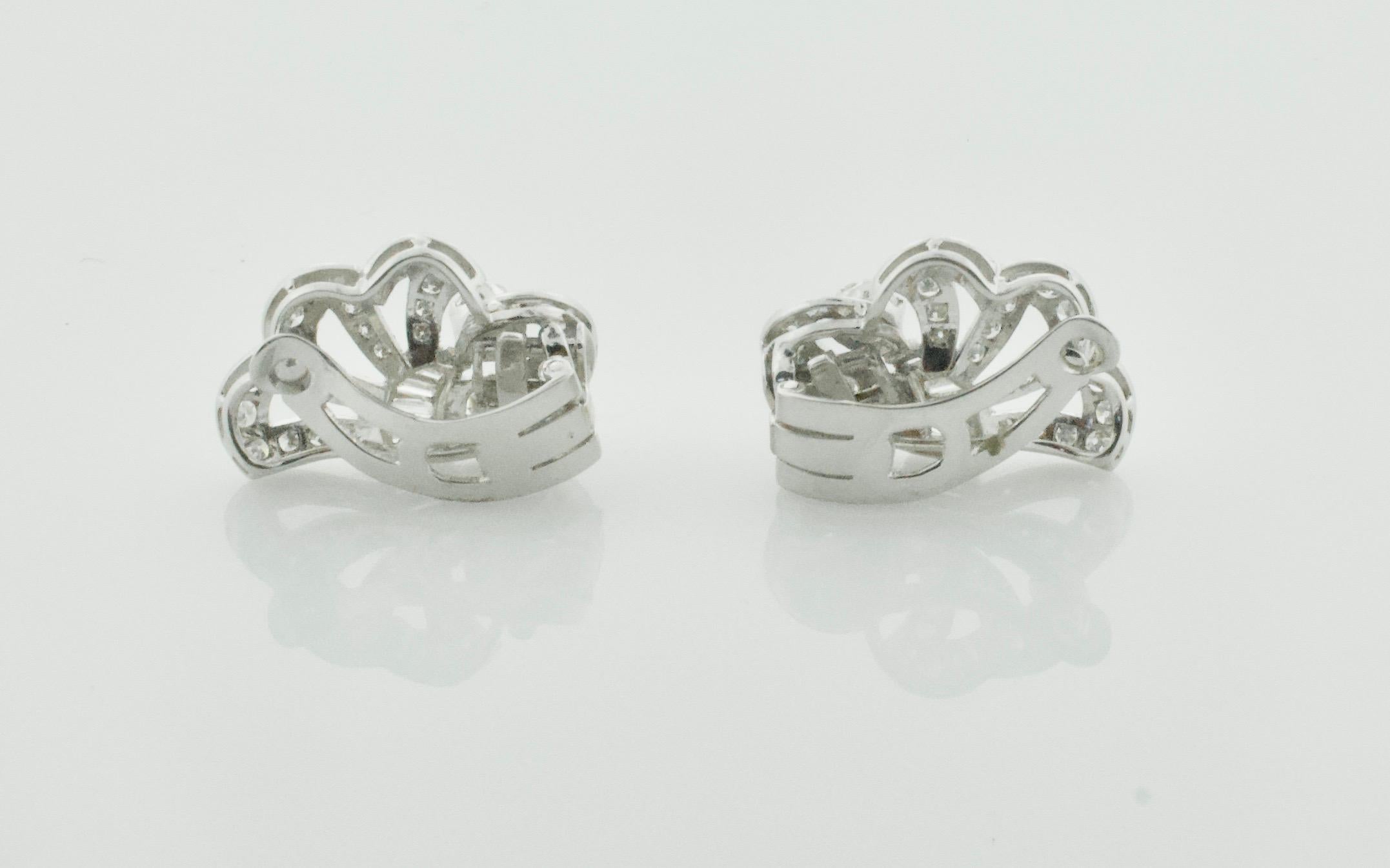 1940er Jahre Handgefertigte Platin-Diamant-Ohrringe 2,60 Karat im Zustand „Hervorragend“ im Angebot in Wailea, HI