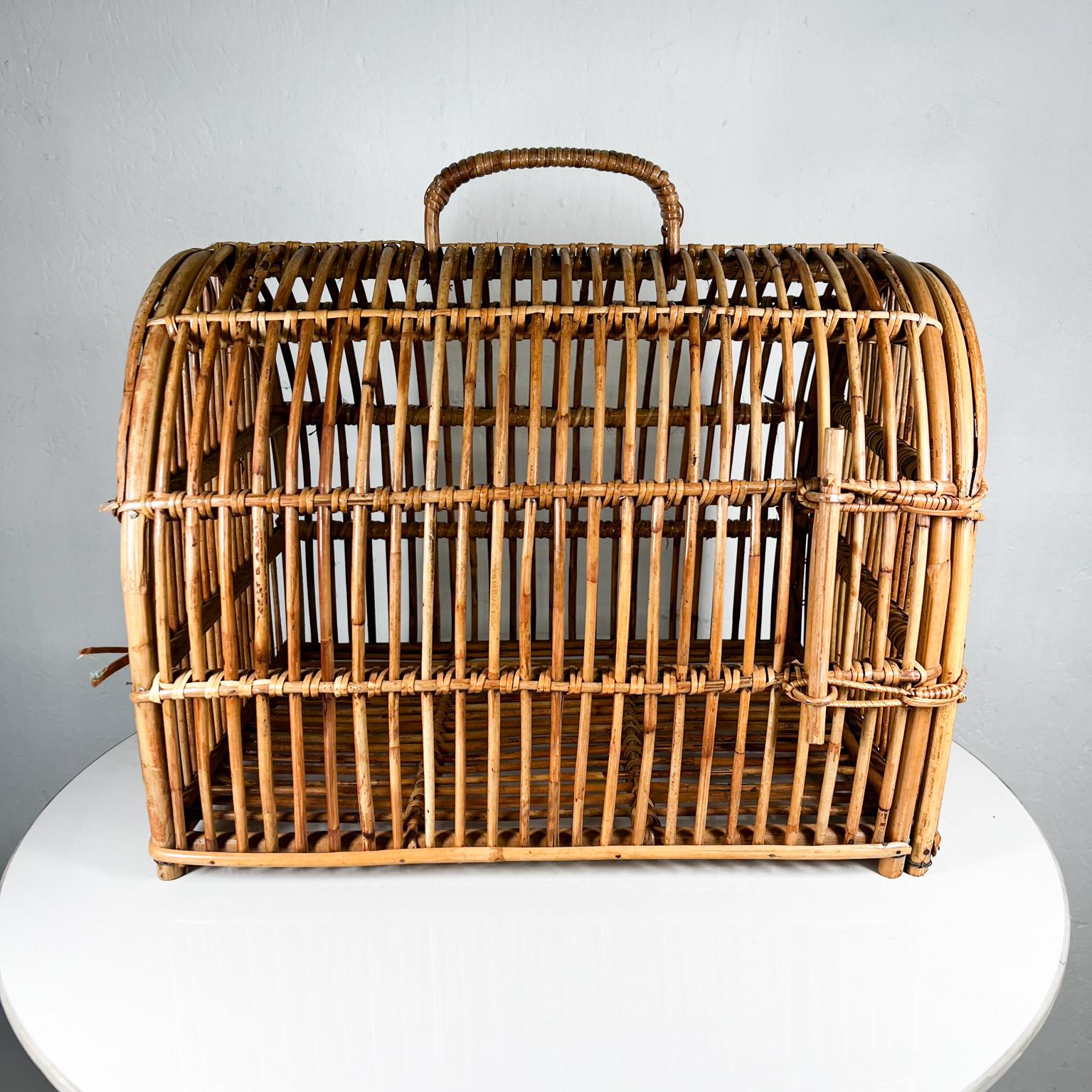 1940s Handmade Vintage Bent Bamboo Animal Carrier Cage
17 d x 12.5 w x 14 h
Original unrestored vintage condition.
Review images listed please.