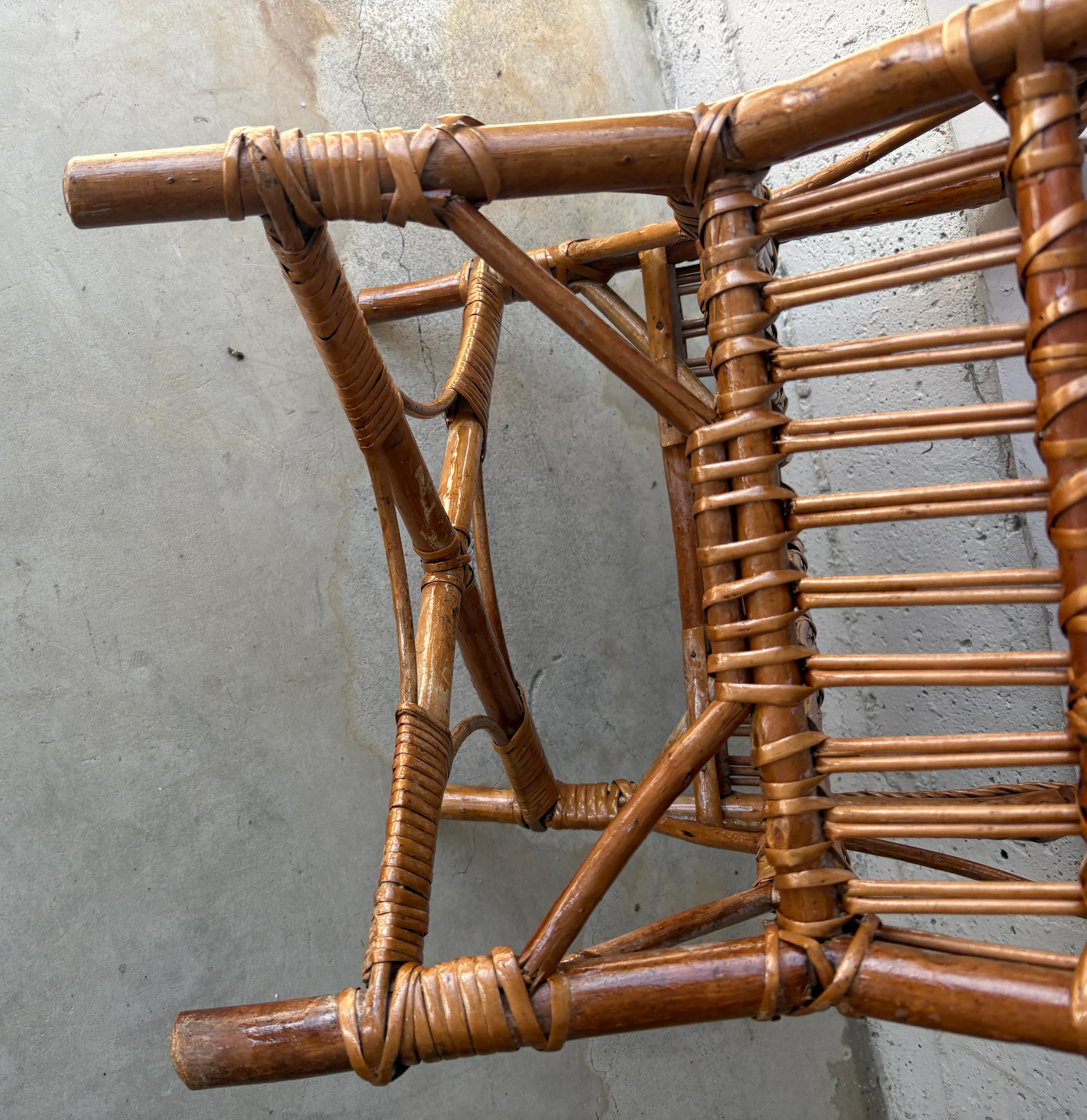 XX secolo 1940s Haywood Wakefield Rattan  Sedia Child & Child in vendita