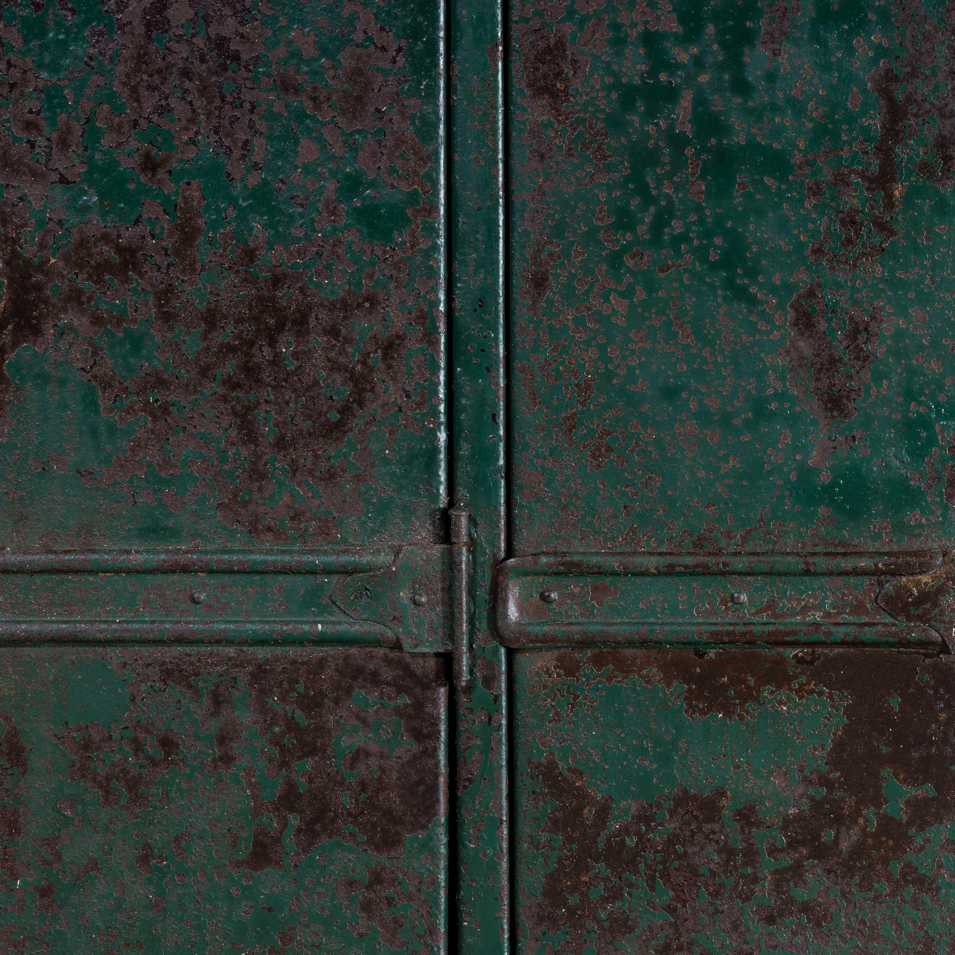 Stainless Steel 1940s Heavy Duty French Steel Industrial Locker, Four Door For Sale